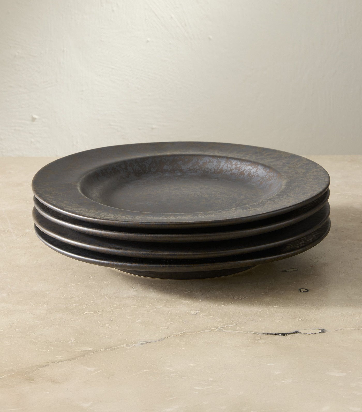 Lucia Wide Rim Dinnerware Collection
