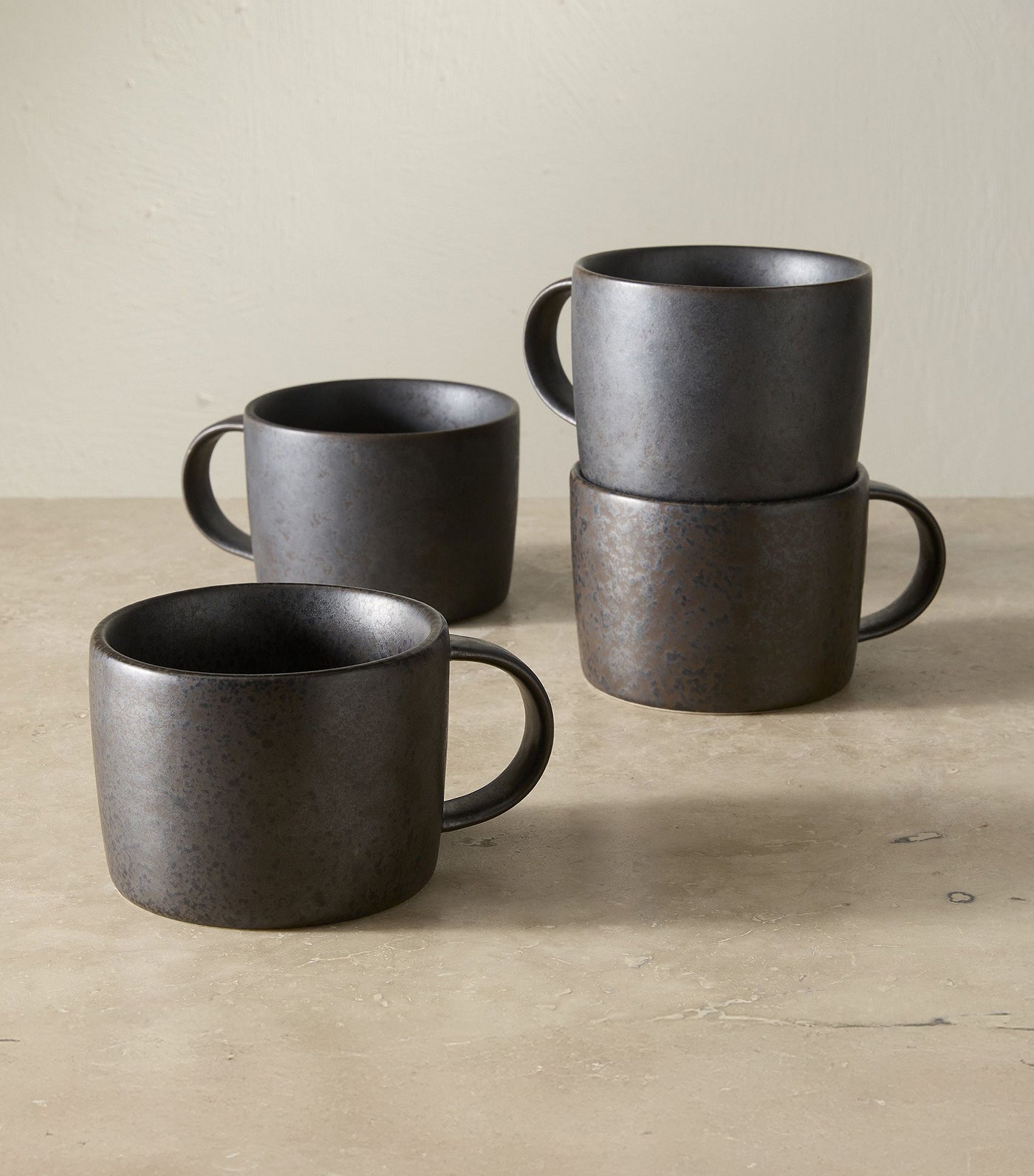 Lucia Wide Rim Dinnerware Collection