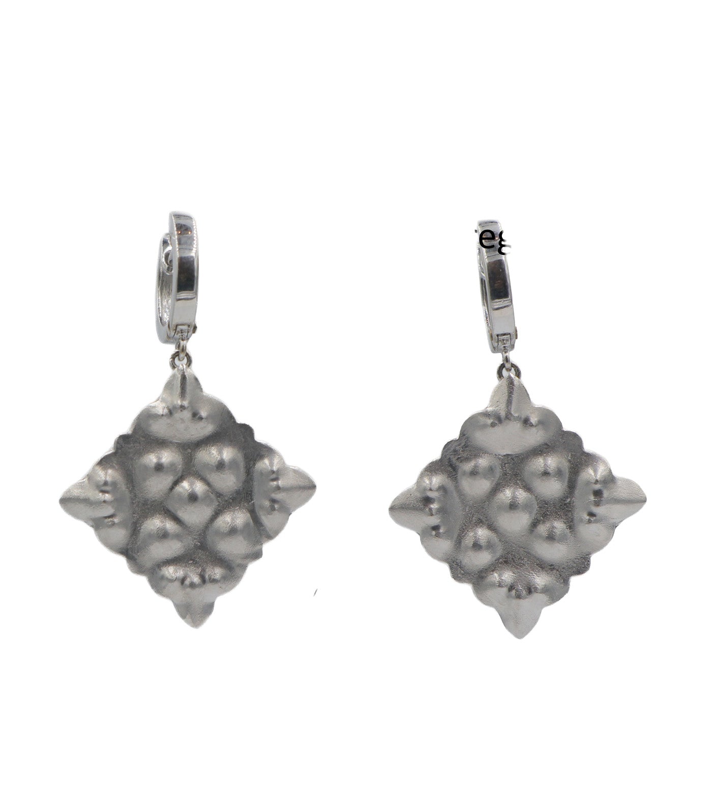 Hammered Earrings White Gold
