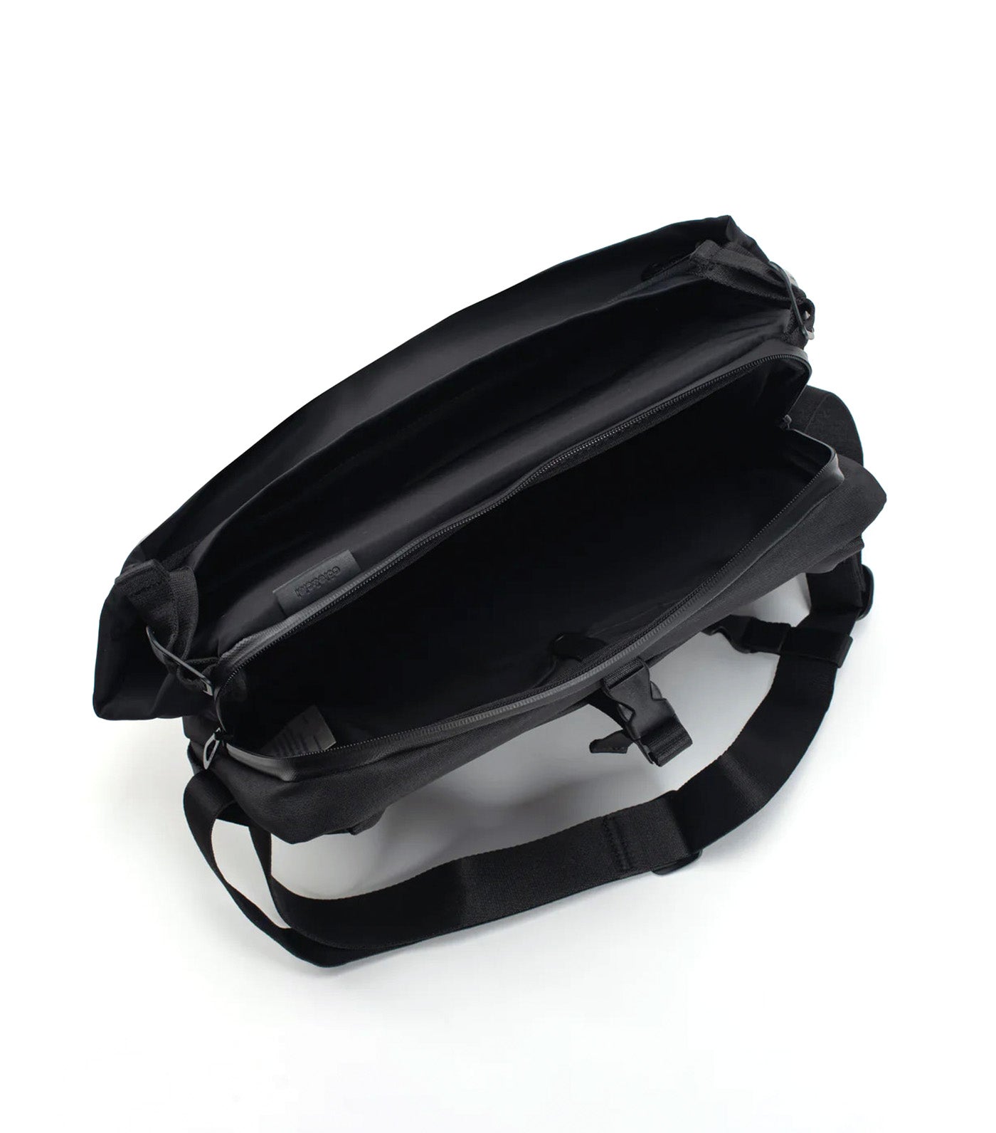 Riss Smooth Black