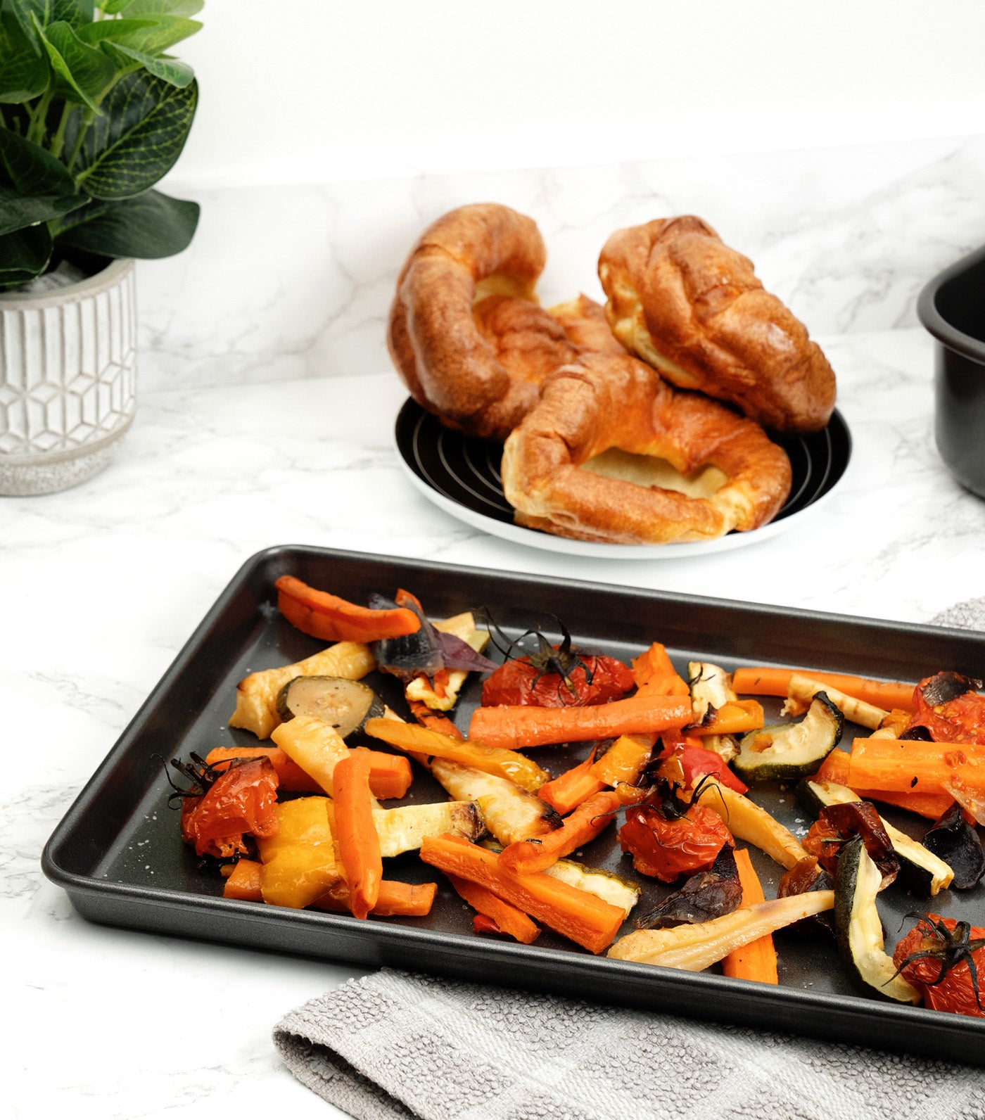 Oven Tray 25cm