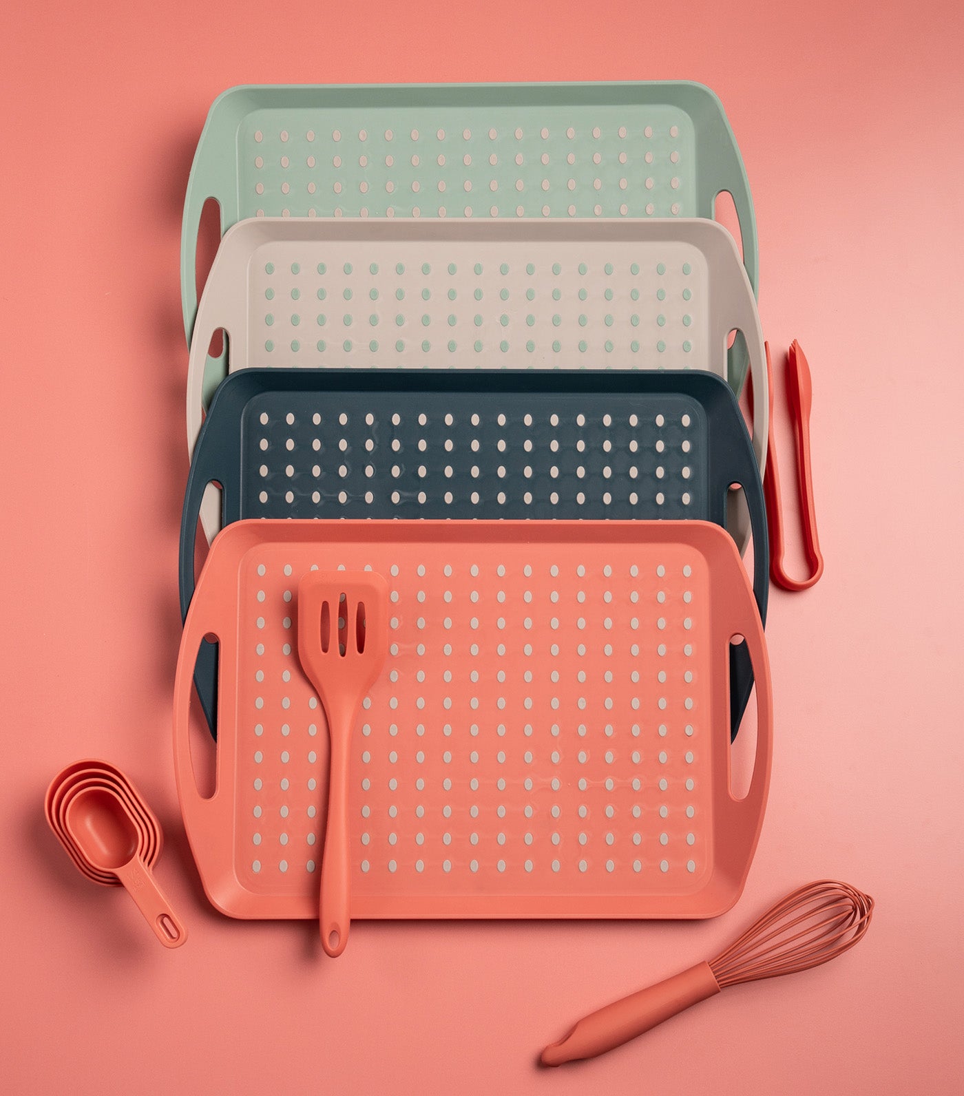 Twist Non-Slip Tray
