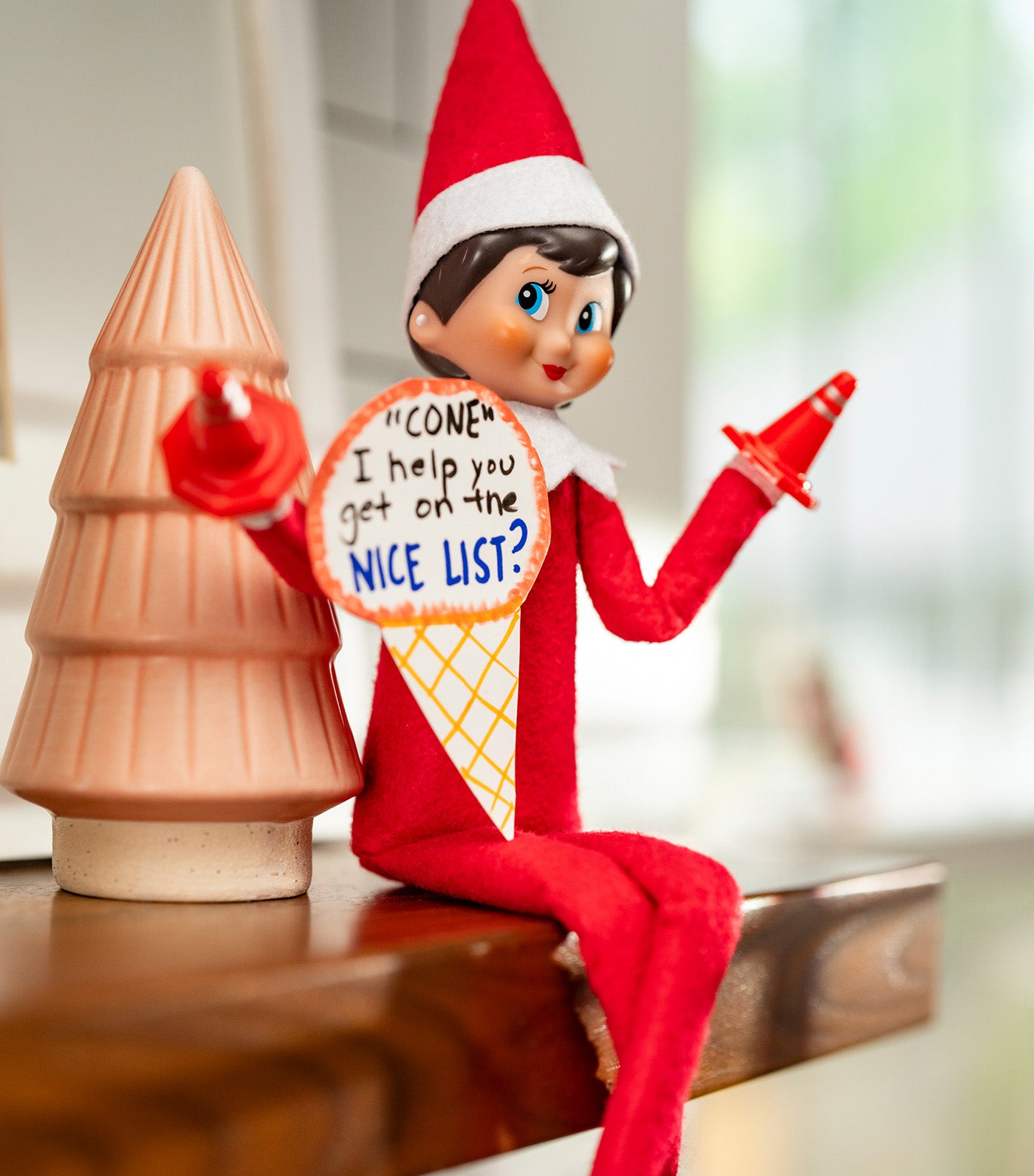 The Elf on the Shelf® Tradition Set Girl with Blue Eyes