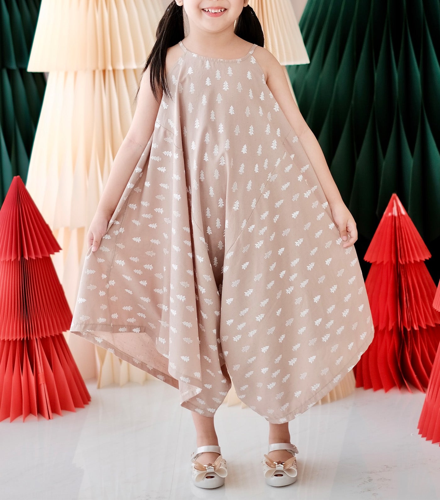 Payton Harem Jumpsuit & Winter Scene Latté