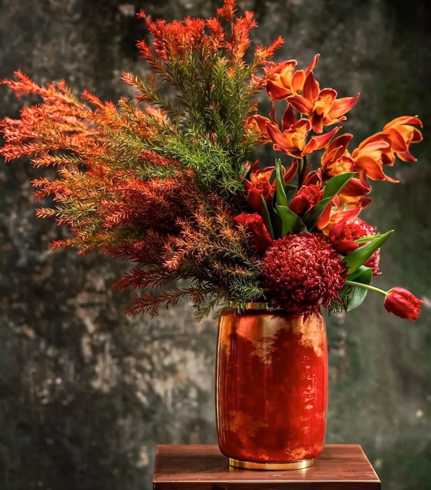 Red River Vase Red