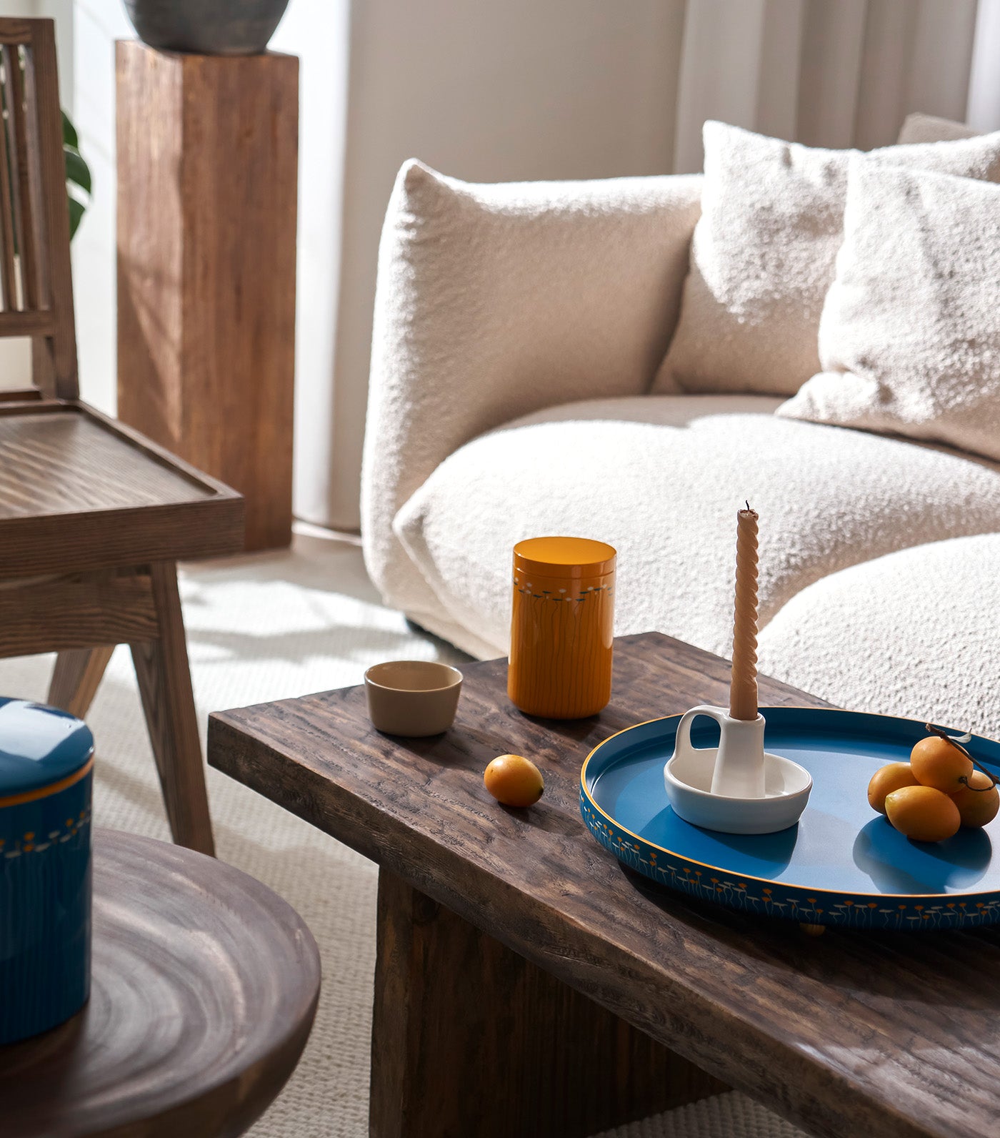 Awakening Round Tray Blue