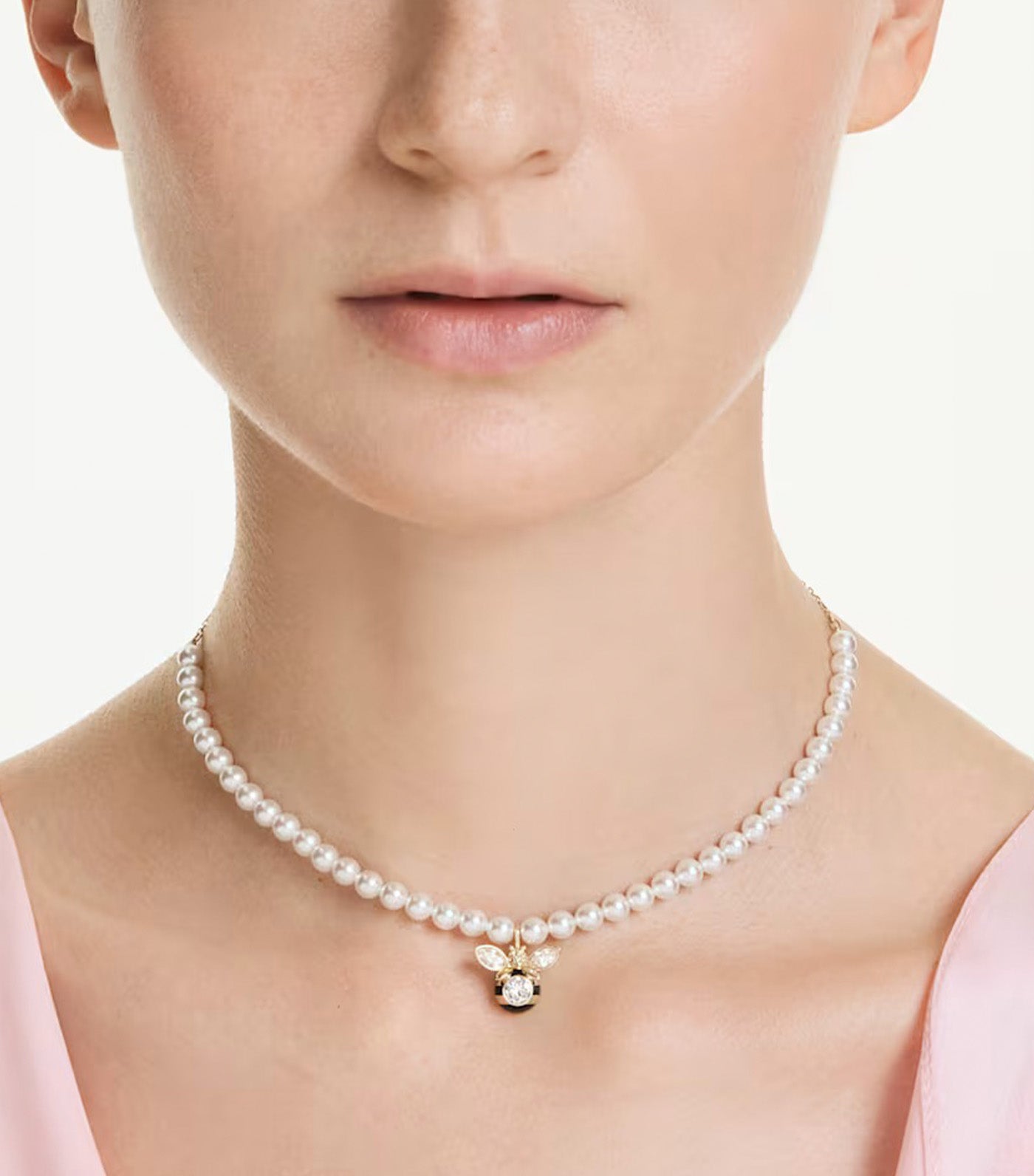 Idyllia Choker Crystal Pearl, Mixed Cuts, Bee, Gold-Tone Plated, White