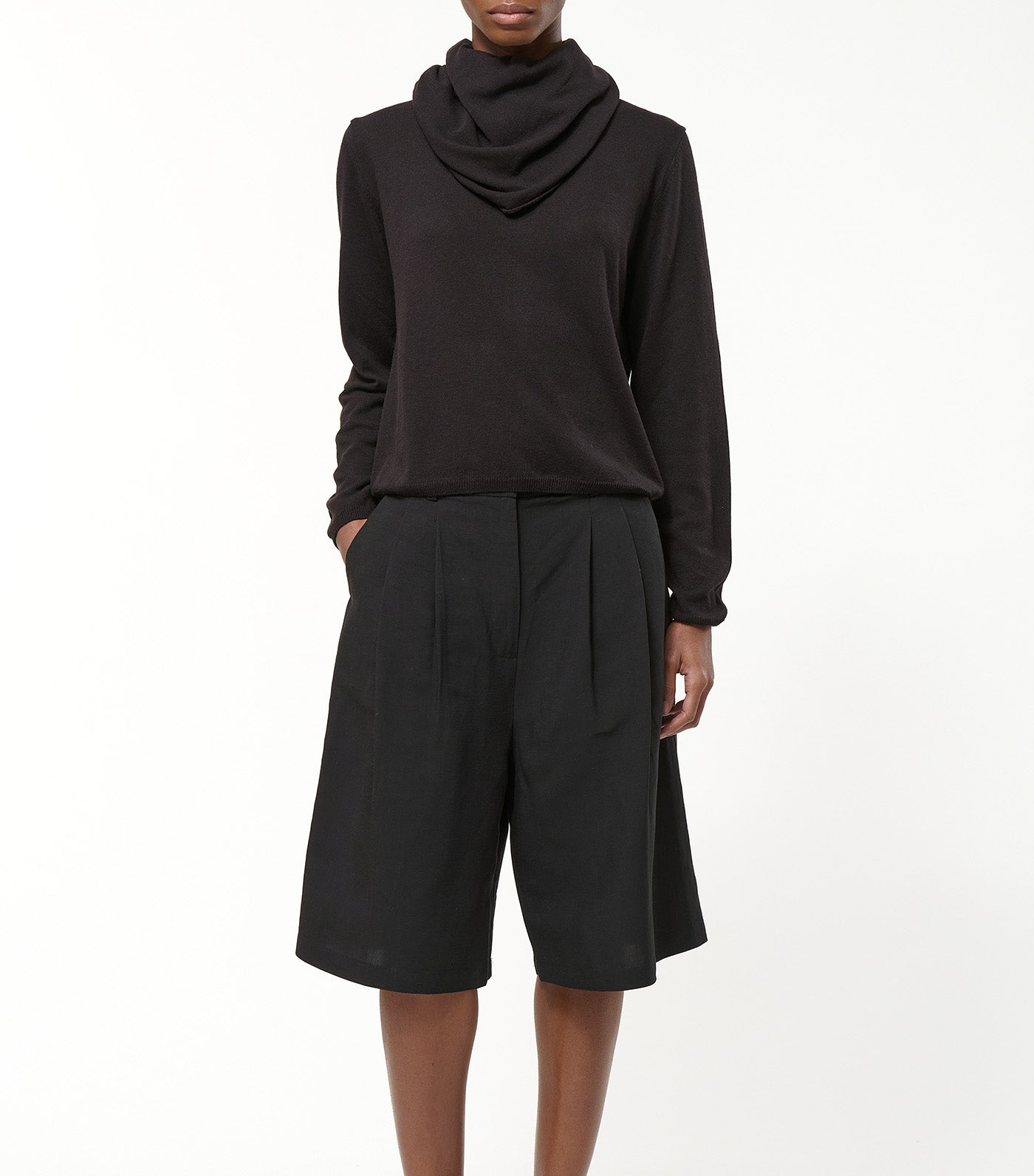 Humility Lao Shorts 700 Black