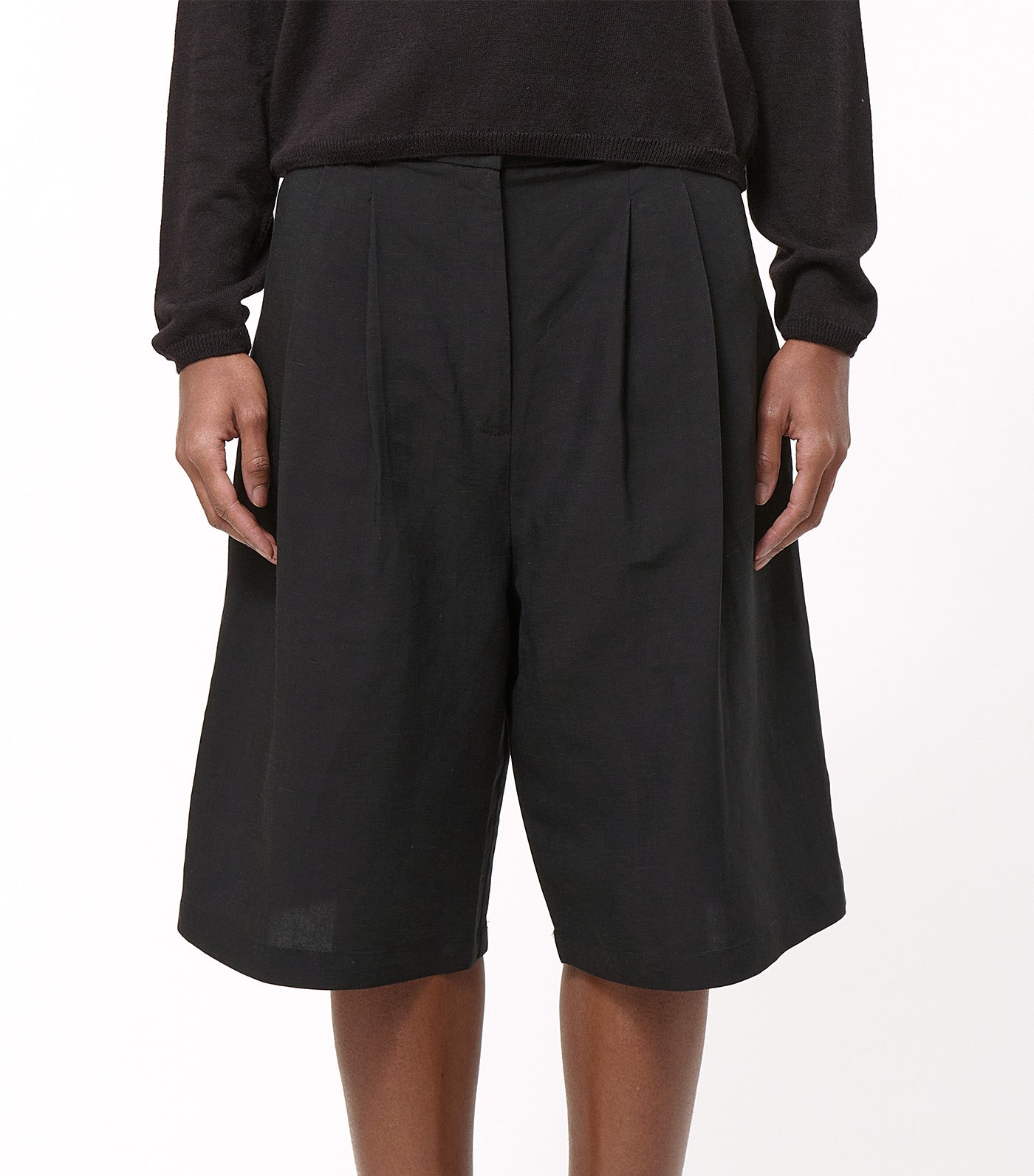 Humility Lao Shorts 700 Black