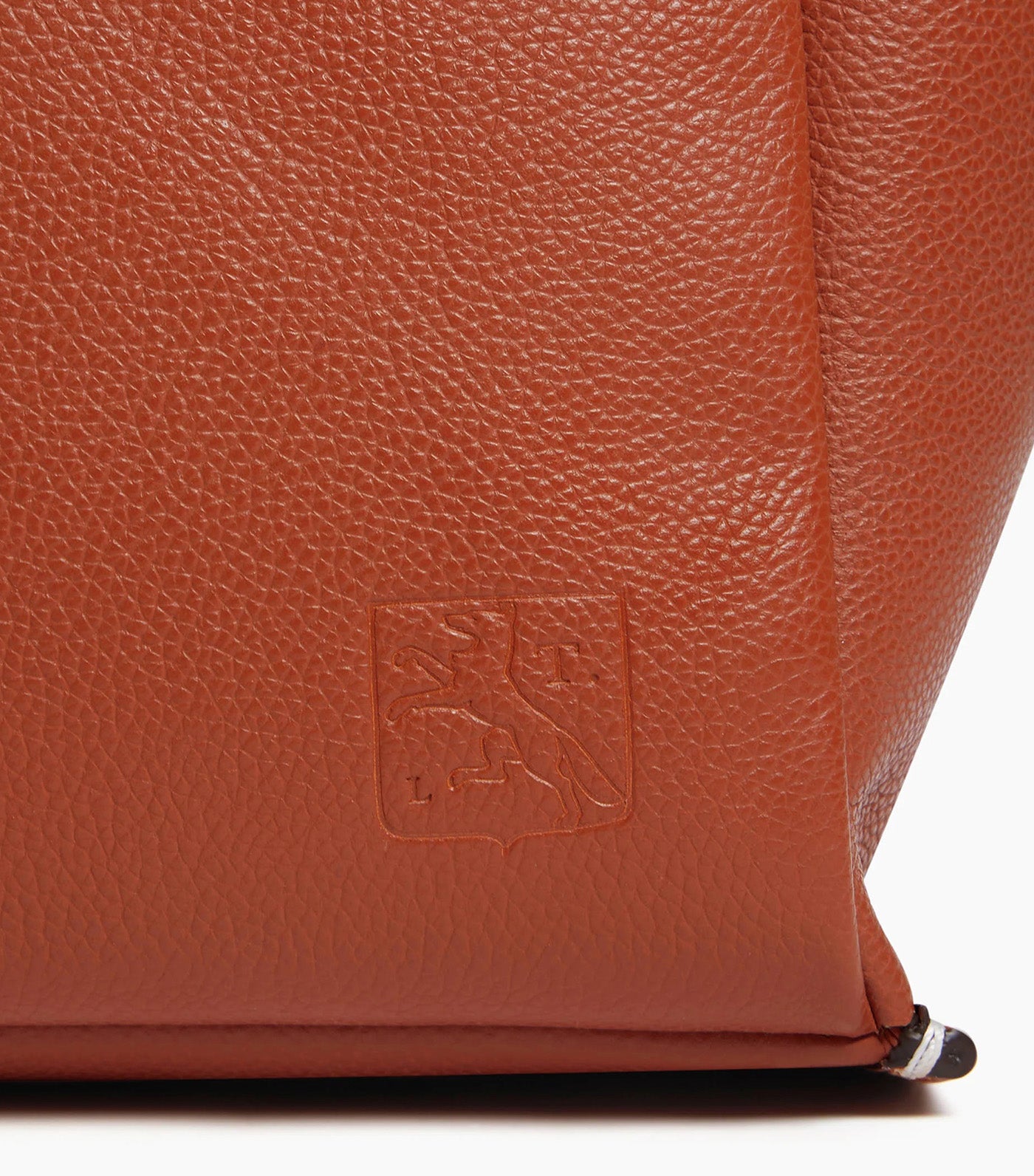 Le Tanneur Elena Small Handbag in Grained Leather Mahogany Brown