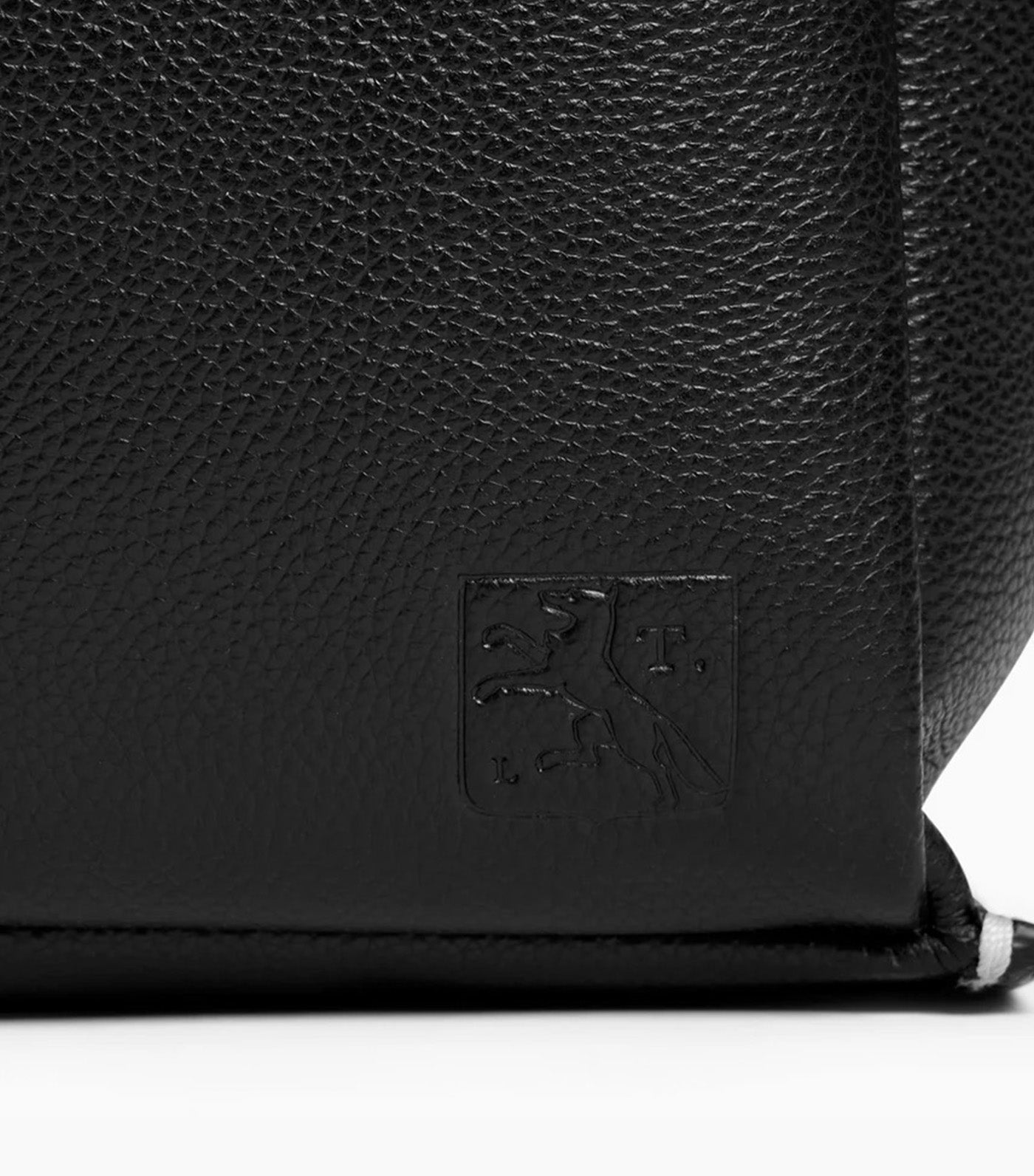Le Tanneur Elena Small Handbag in Grained Leather Black