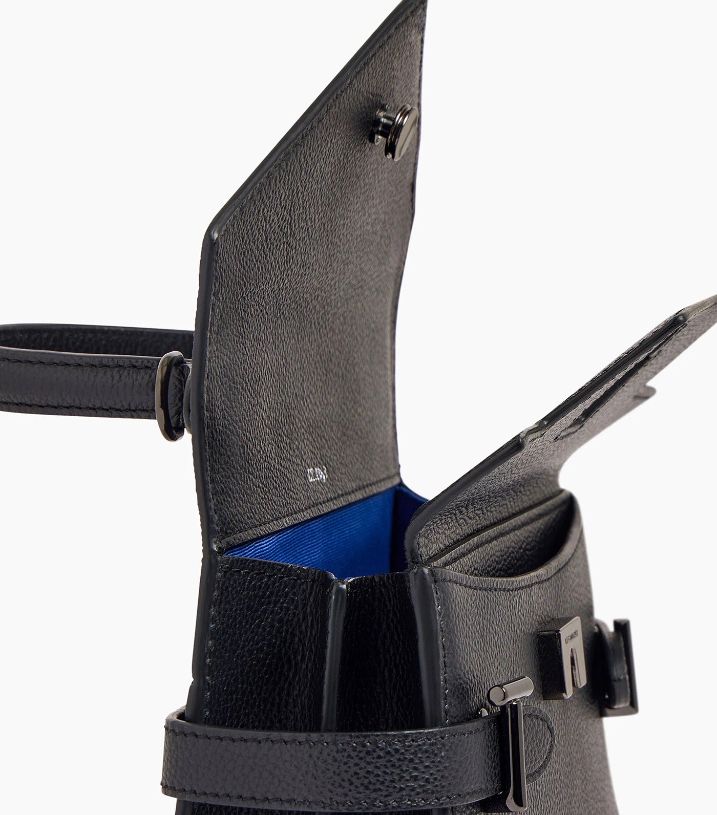 Le Tanneur Emily Small Double Flap Handbag in Grained Leather Black