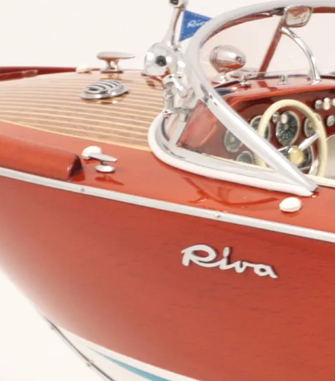 Riva Aquarama Special 58cm Ivory
