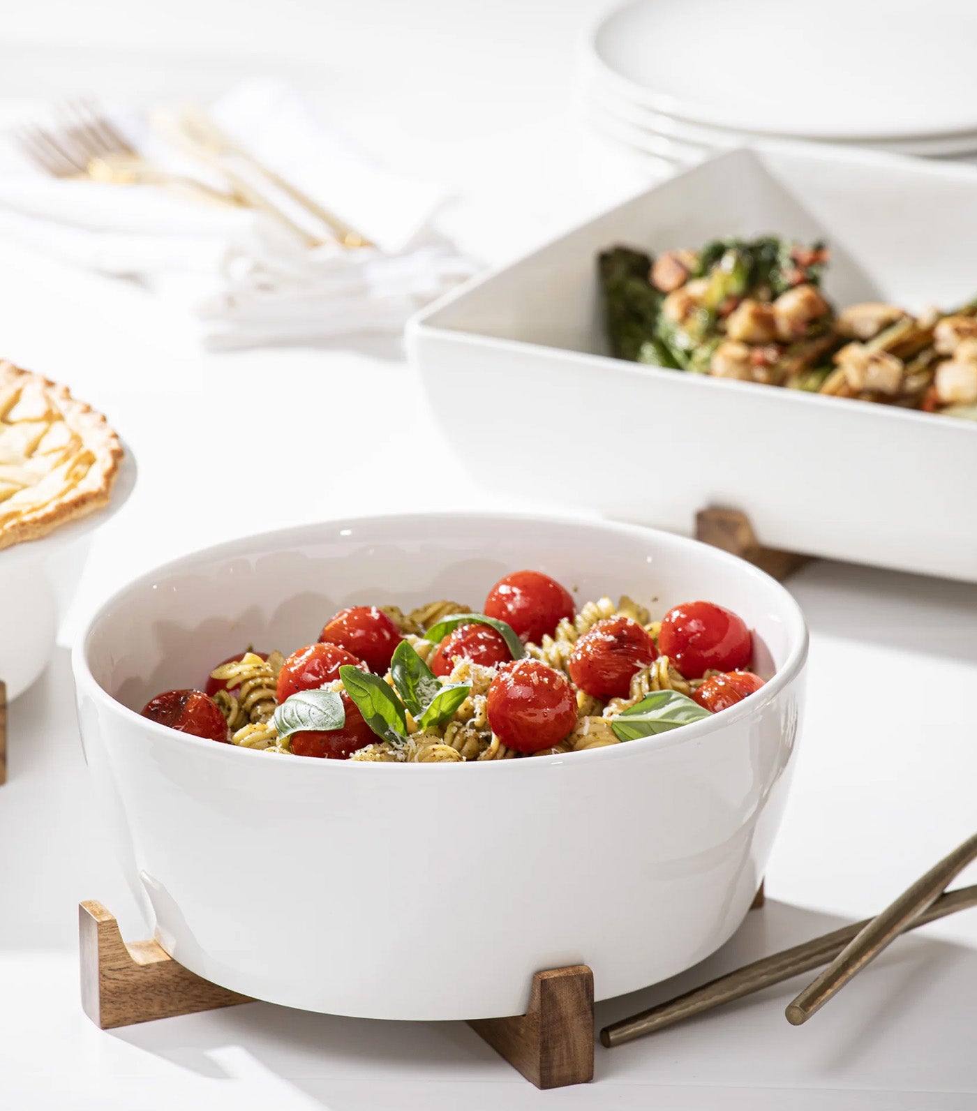 Alto Oven To Table Bowl With Trivet