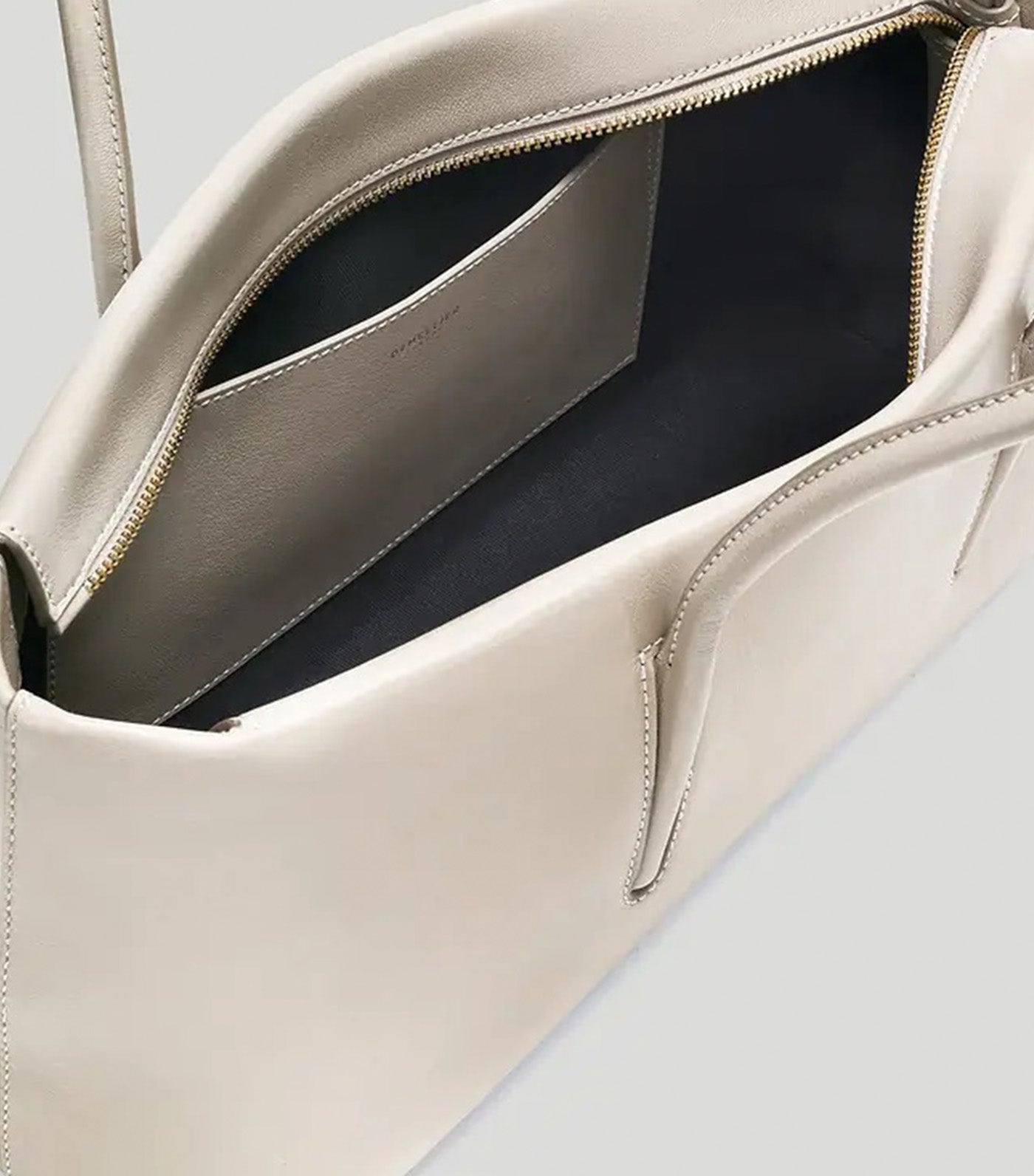 Stockholm Shoulder Bag Chalk