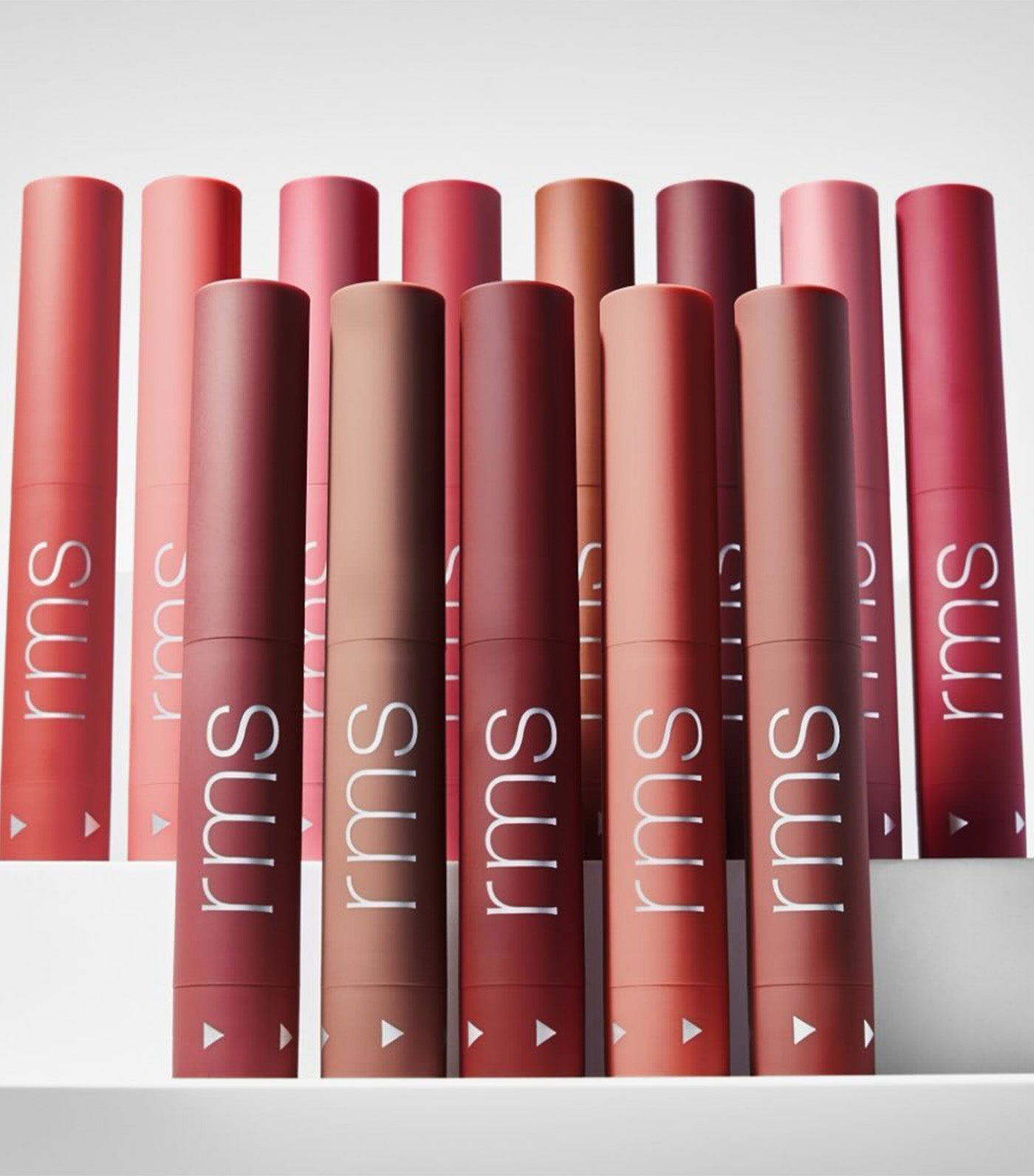 Legendary Serum Lipstick: The Nudes