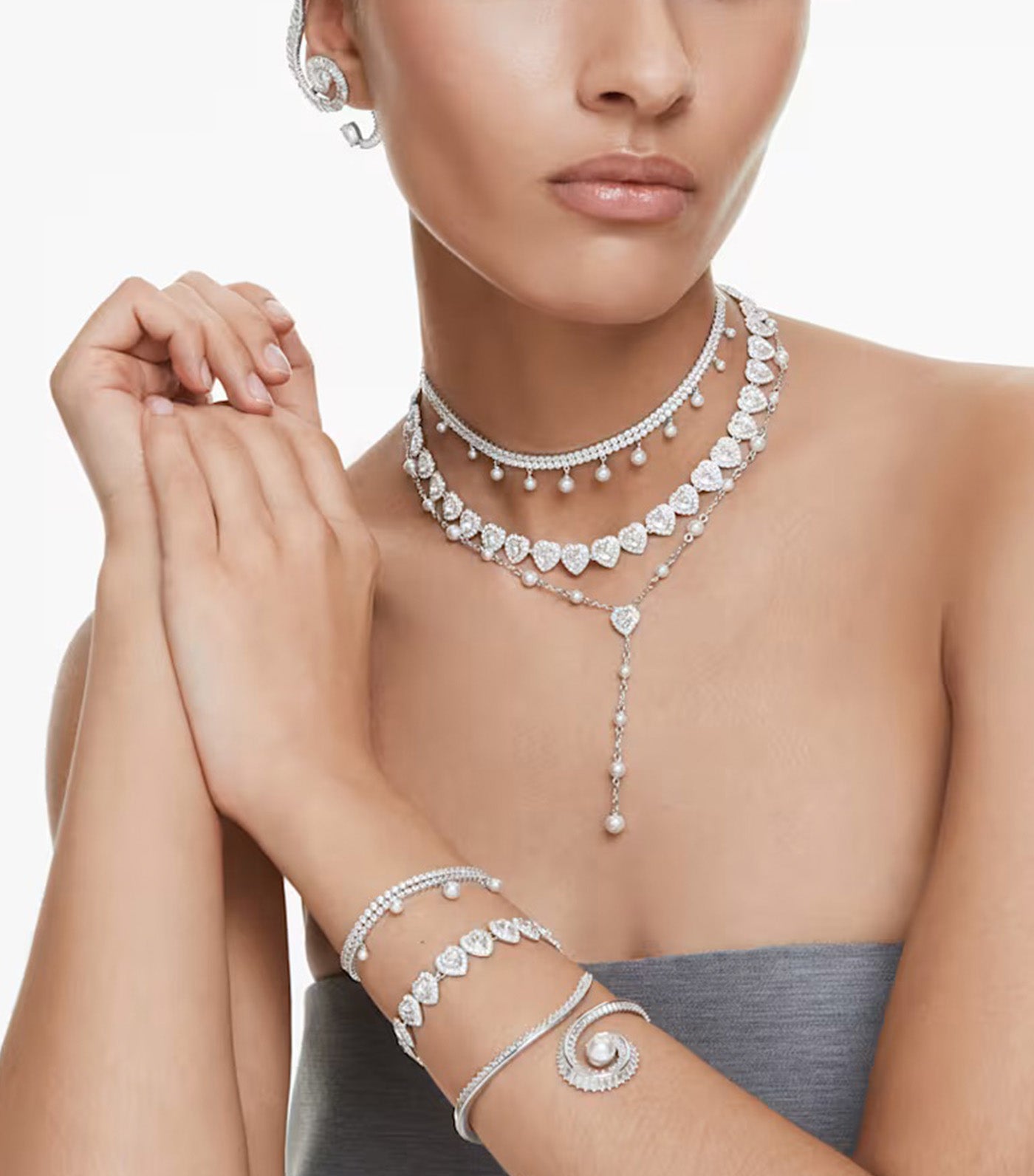 Ariana Grande x Swarovski Bangle Crystal Pearl, Baguette Cut, Rhodium-Plated White