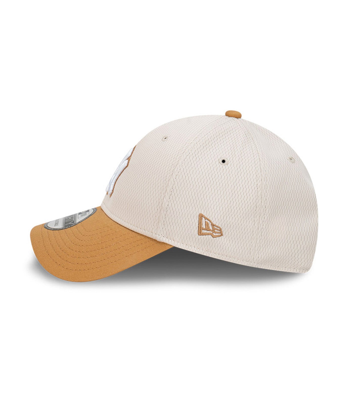 New York Yankees 9FORTY Curved Snapback Cap Distressed Hallmark Two Tone Stone