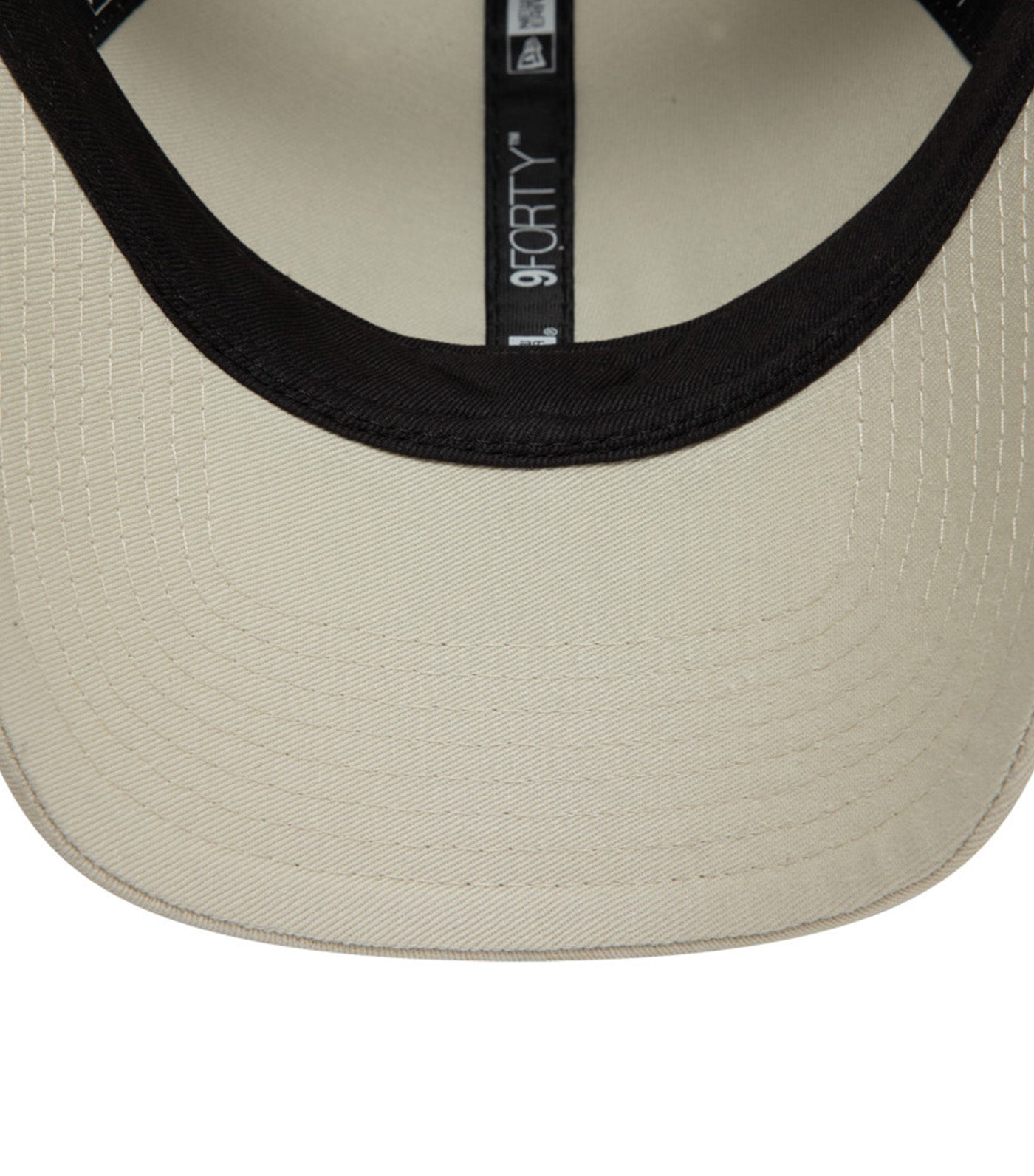 Box Logo Metal Badge 9FORTY Adjustable Snapback Cap