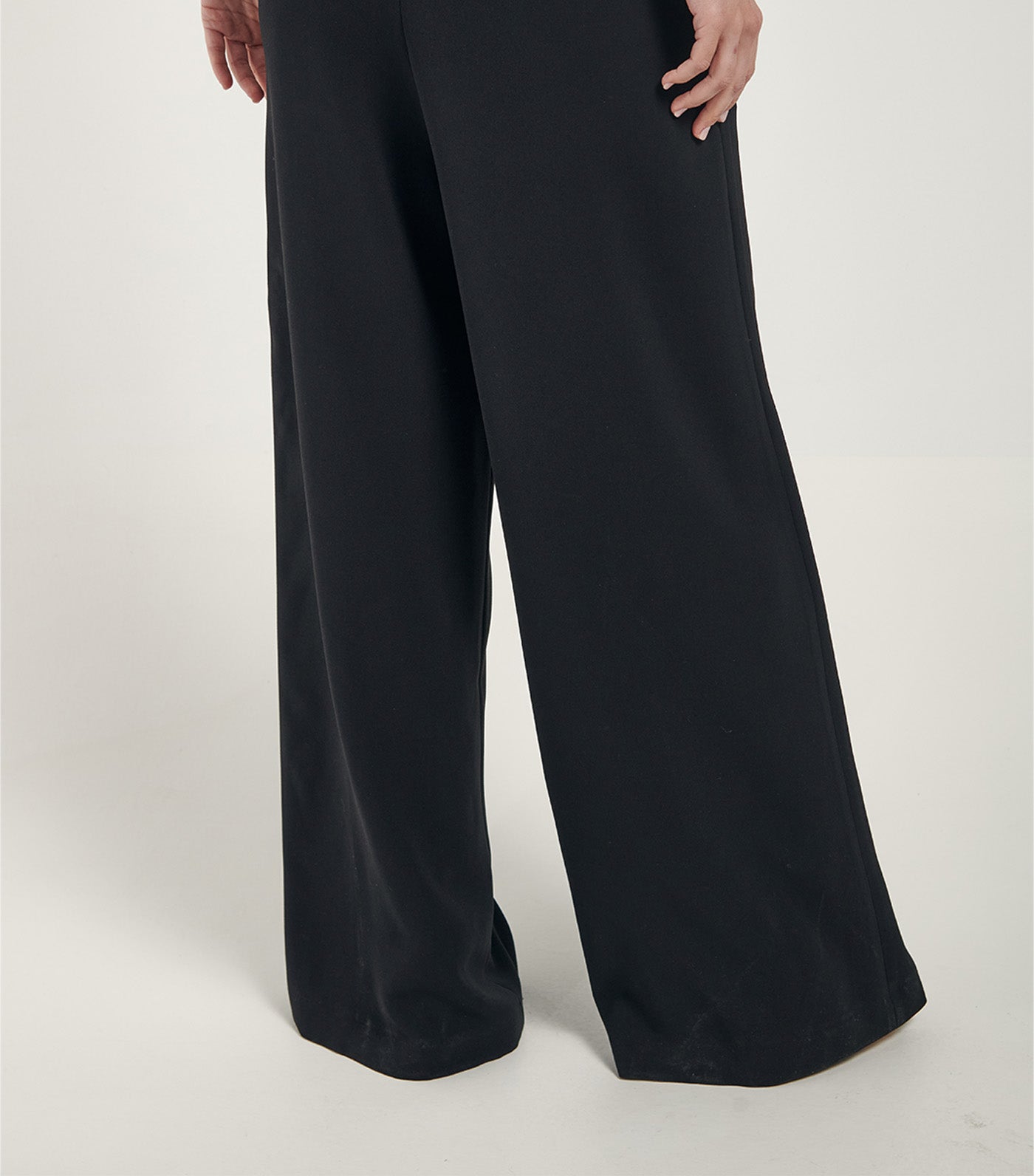 Wide-Leg Trousers Black