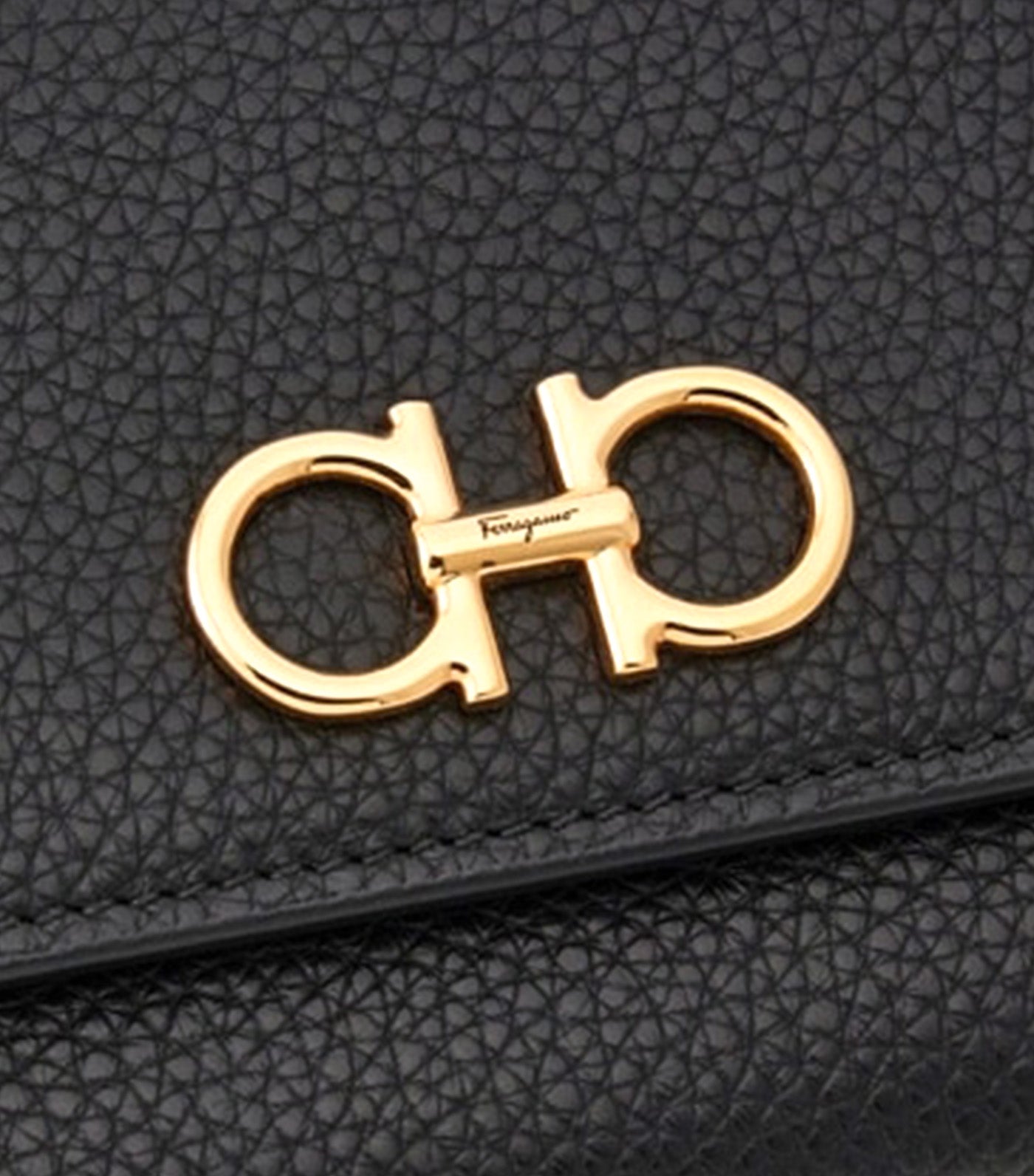 Ferragamo Gancini Wallet with Chain Black | Rustan's