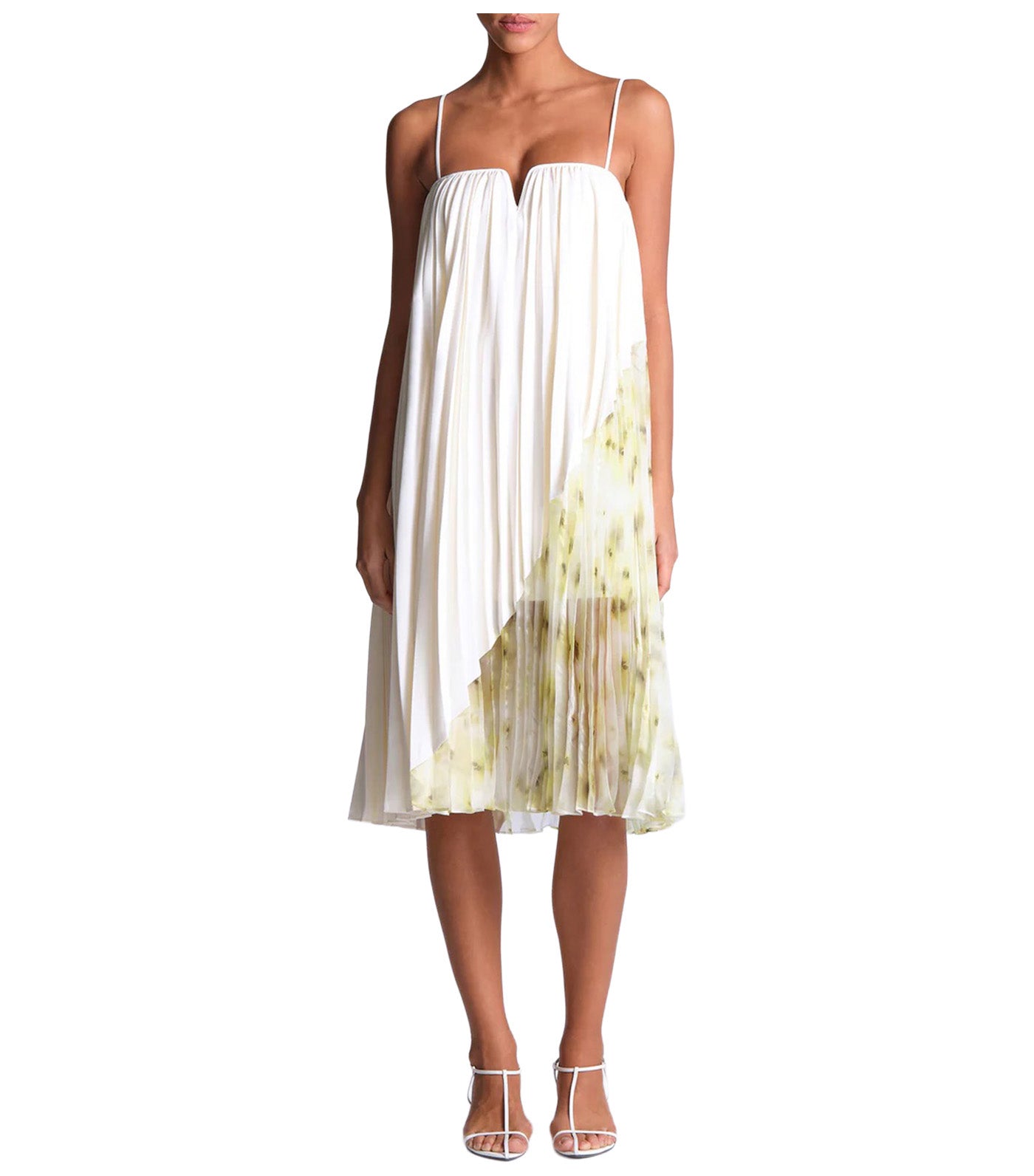 Jennifer Dress A343 Snow White & Bouquet F