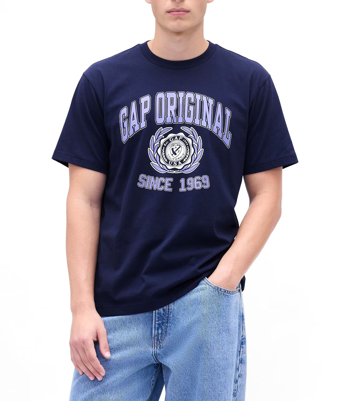 GAP Everyday Soft Relaxed Graphic T-Shirt | Rustan's