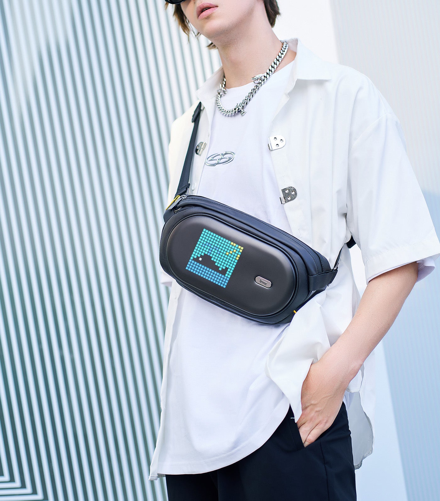 Pixoo Sling Bag C Black