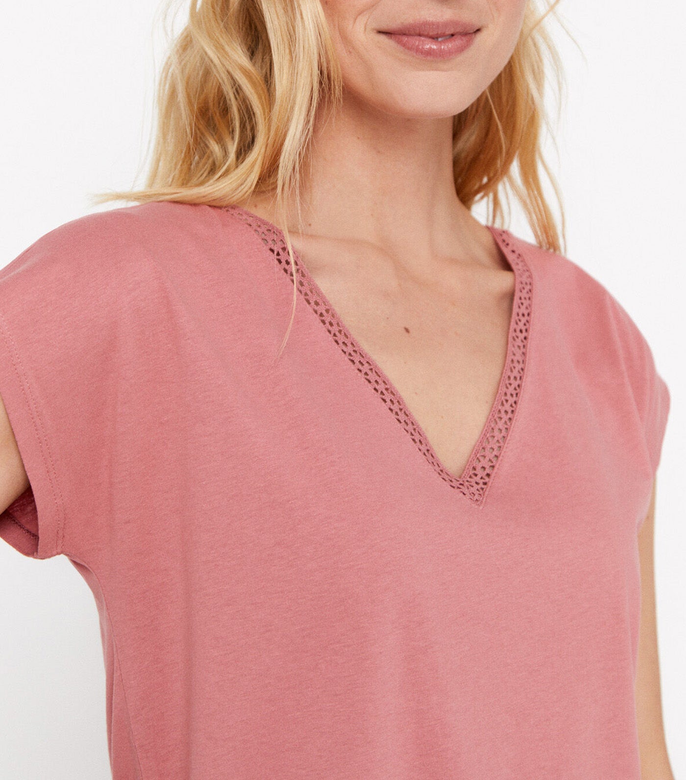 V-Neck T-Shirt with Lace Detail Pink