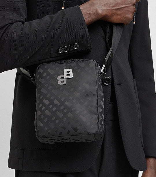 Bradley NS Zip Bag Black