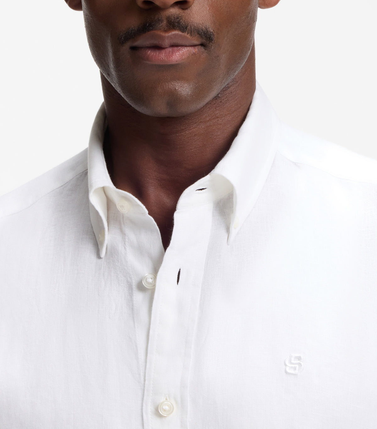 Regular-Fit Button-Down Shirt in Linen White
