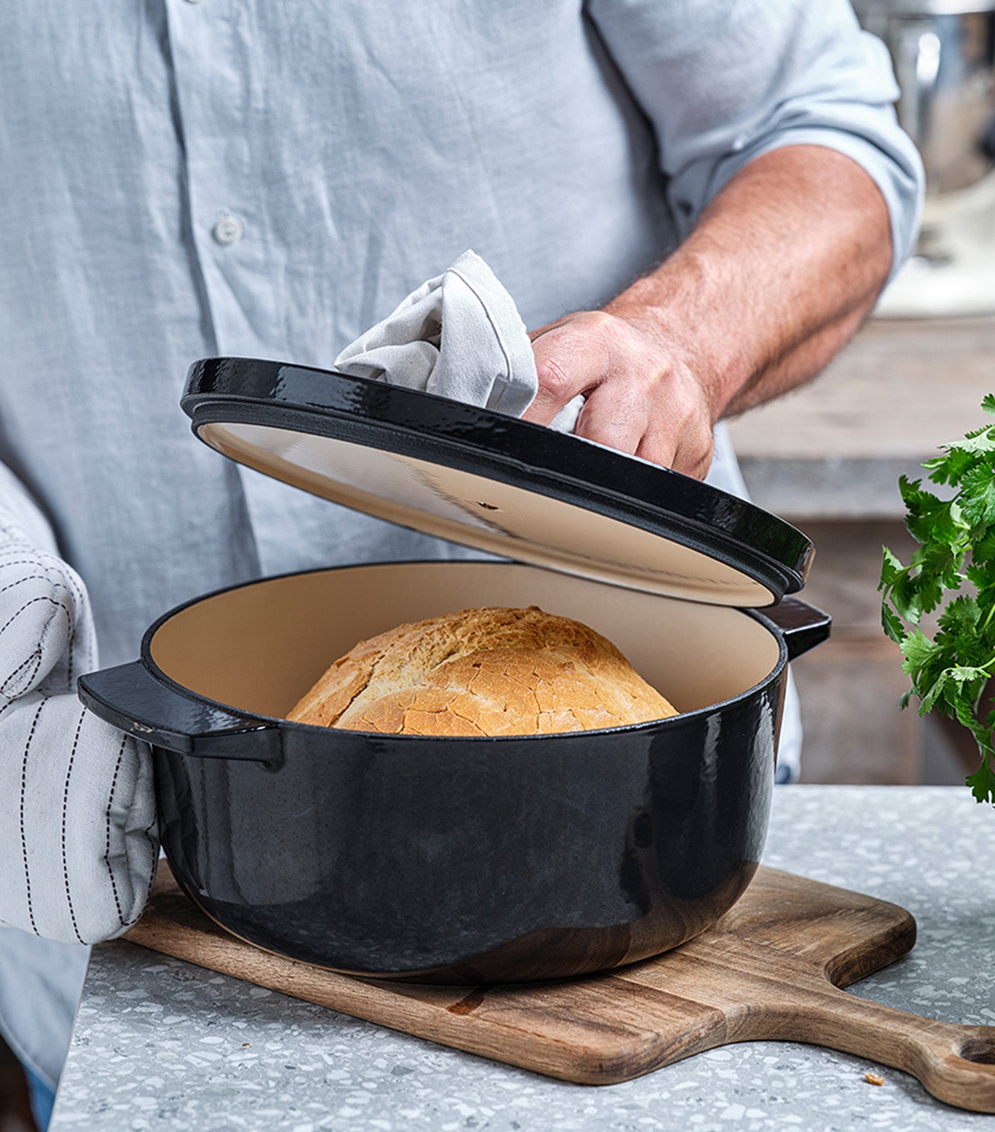 Cast Iron Casserole with Lid