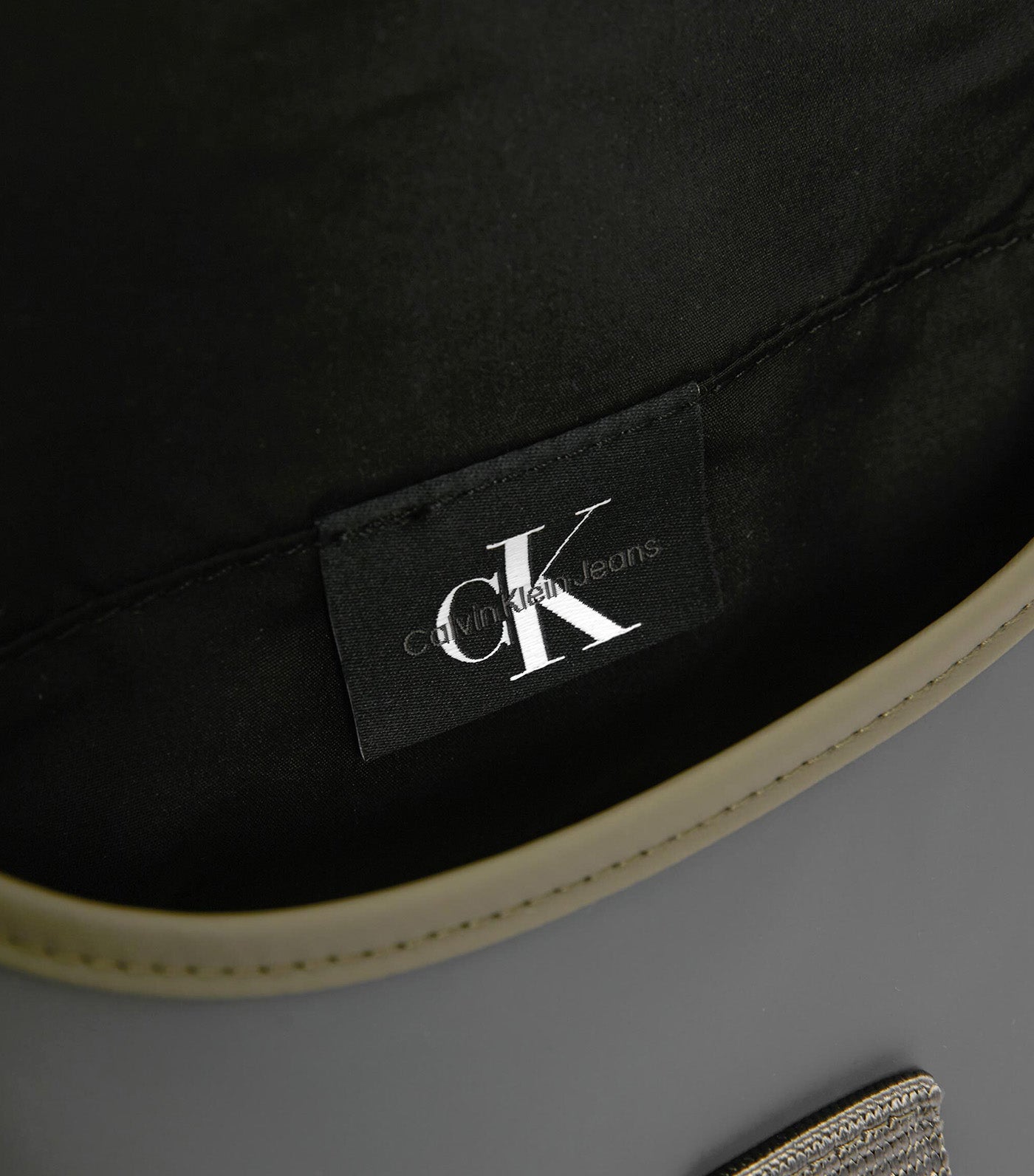Utilitarian Camera Waist Bag Dark Gray
