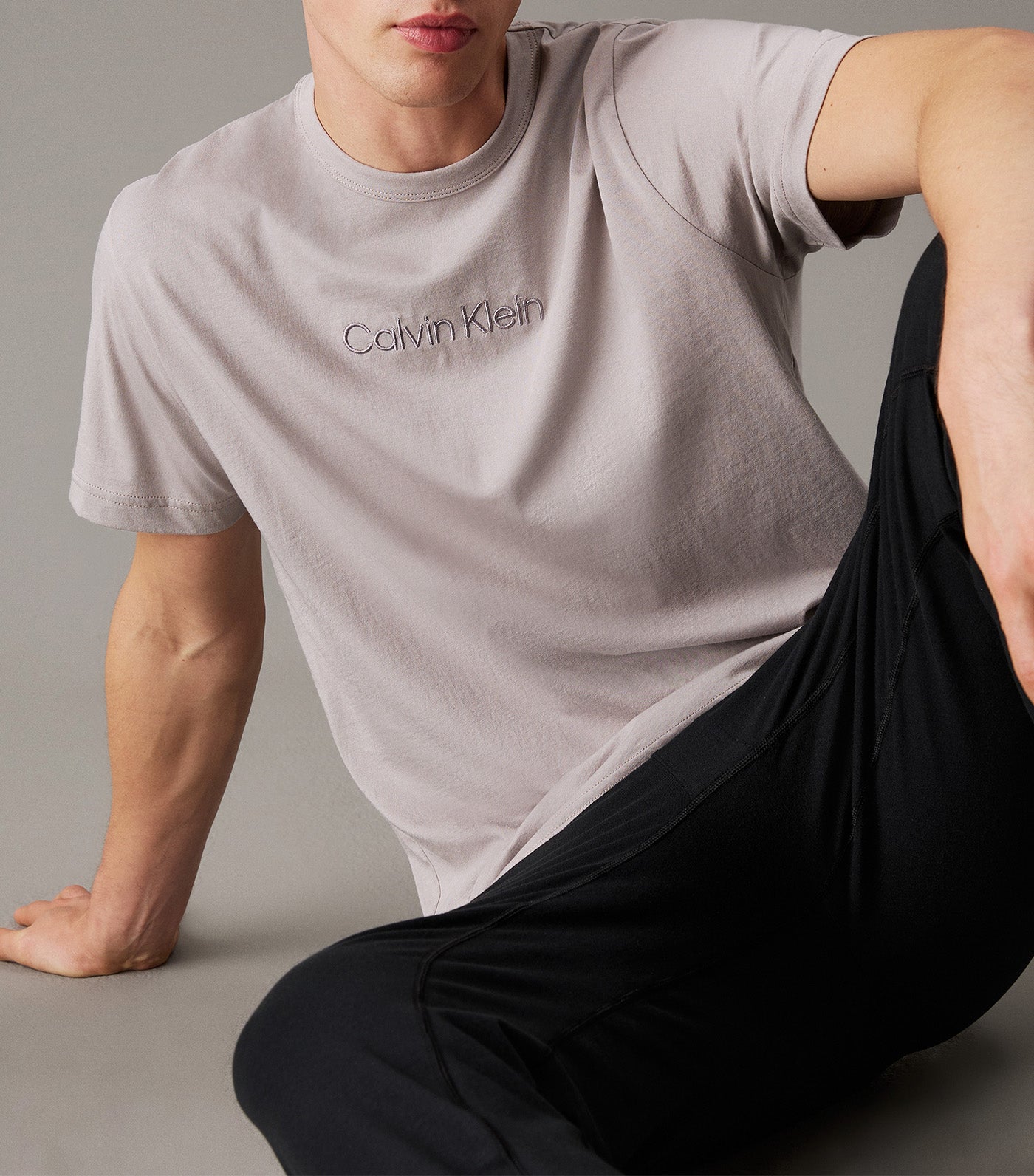 Calvin Klein Underwear 100% Cotton Crewneck Sleep T-Shirt Ash