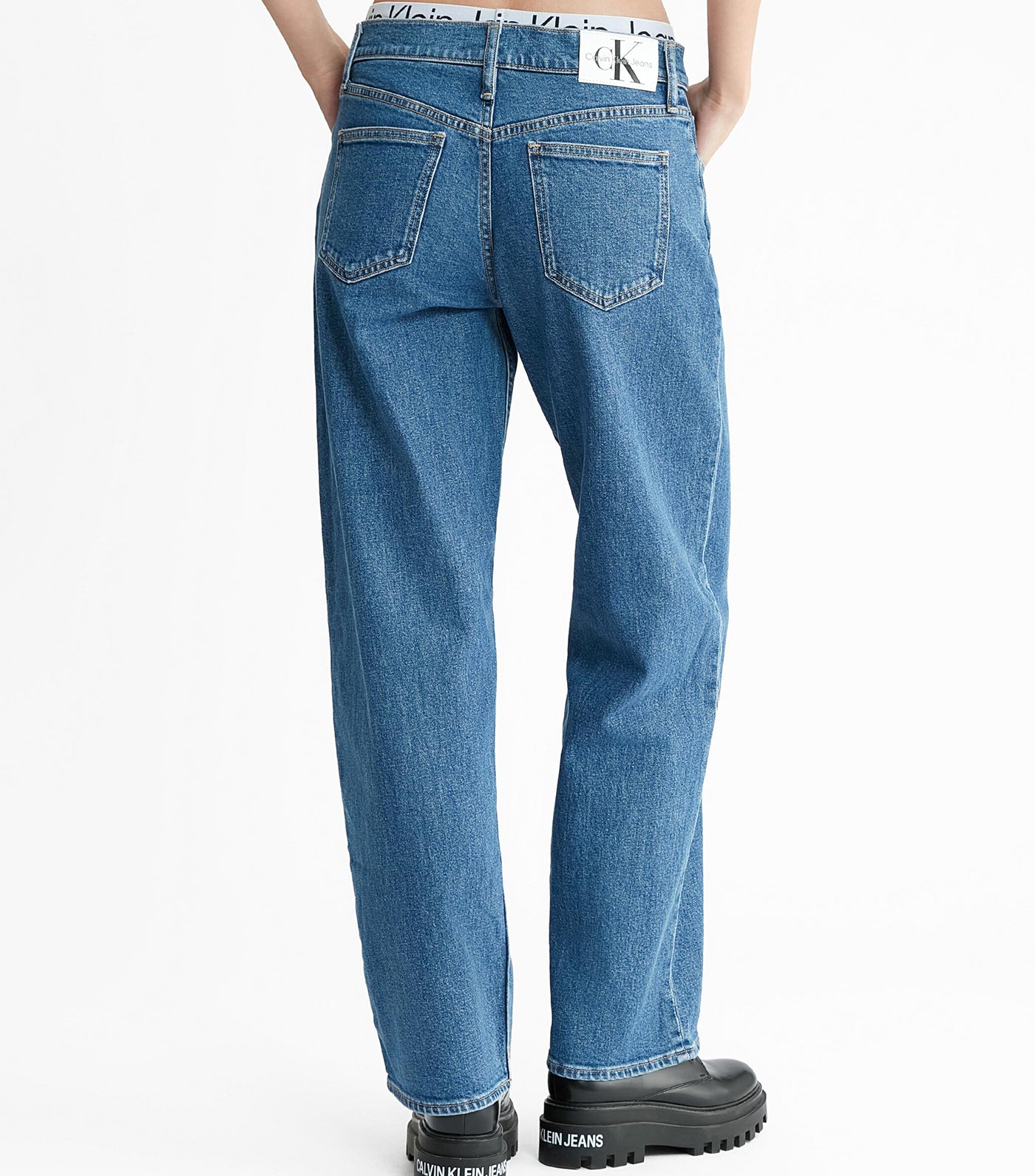 Calvin Klein Jeans LOOSE - Relaxed fit jeans - denim medium/blue denim 