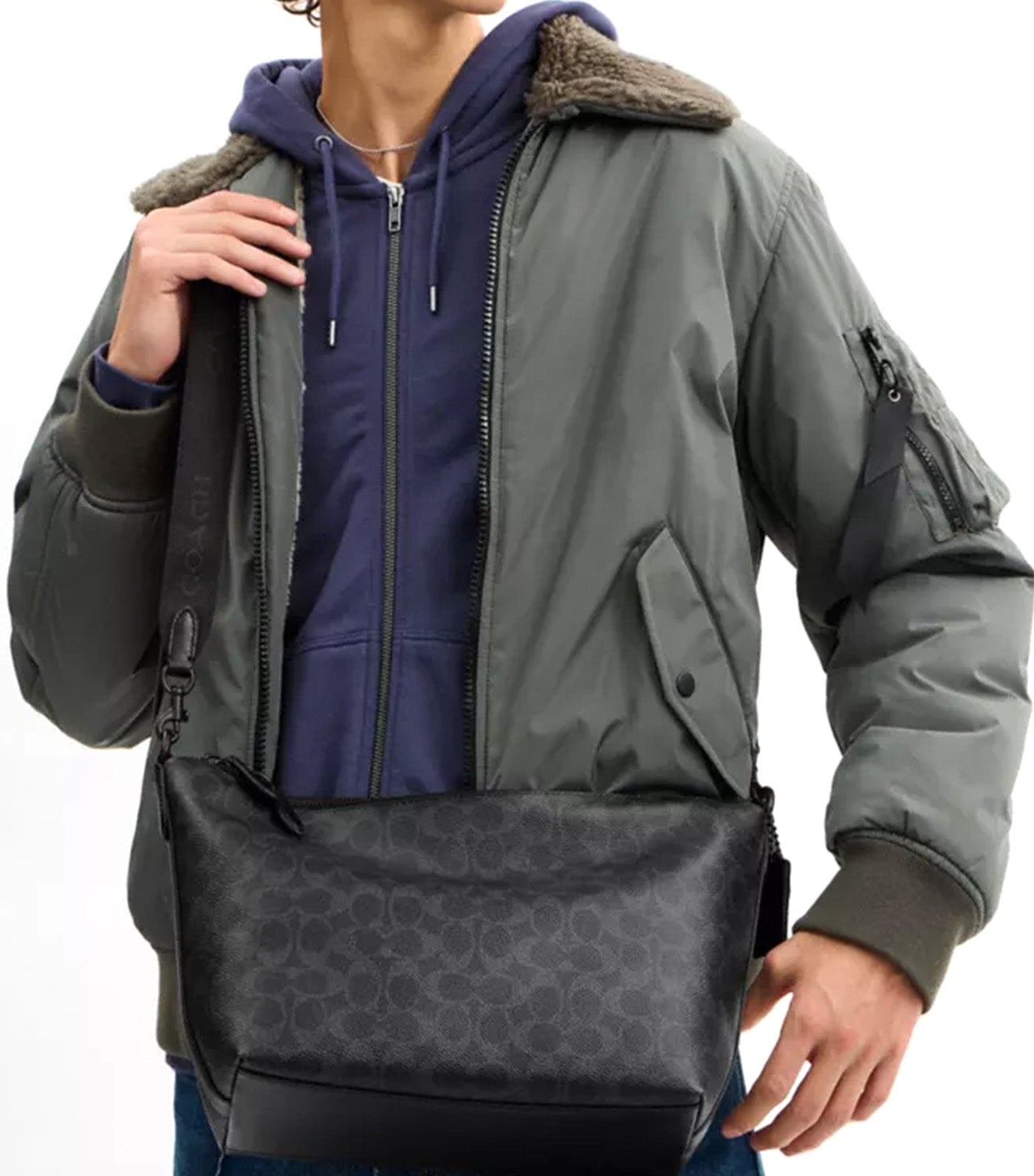 Top Zip Messenger Bag Black