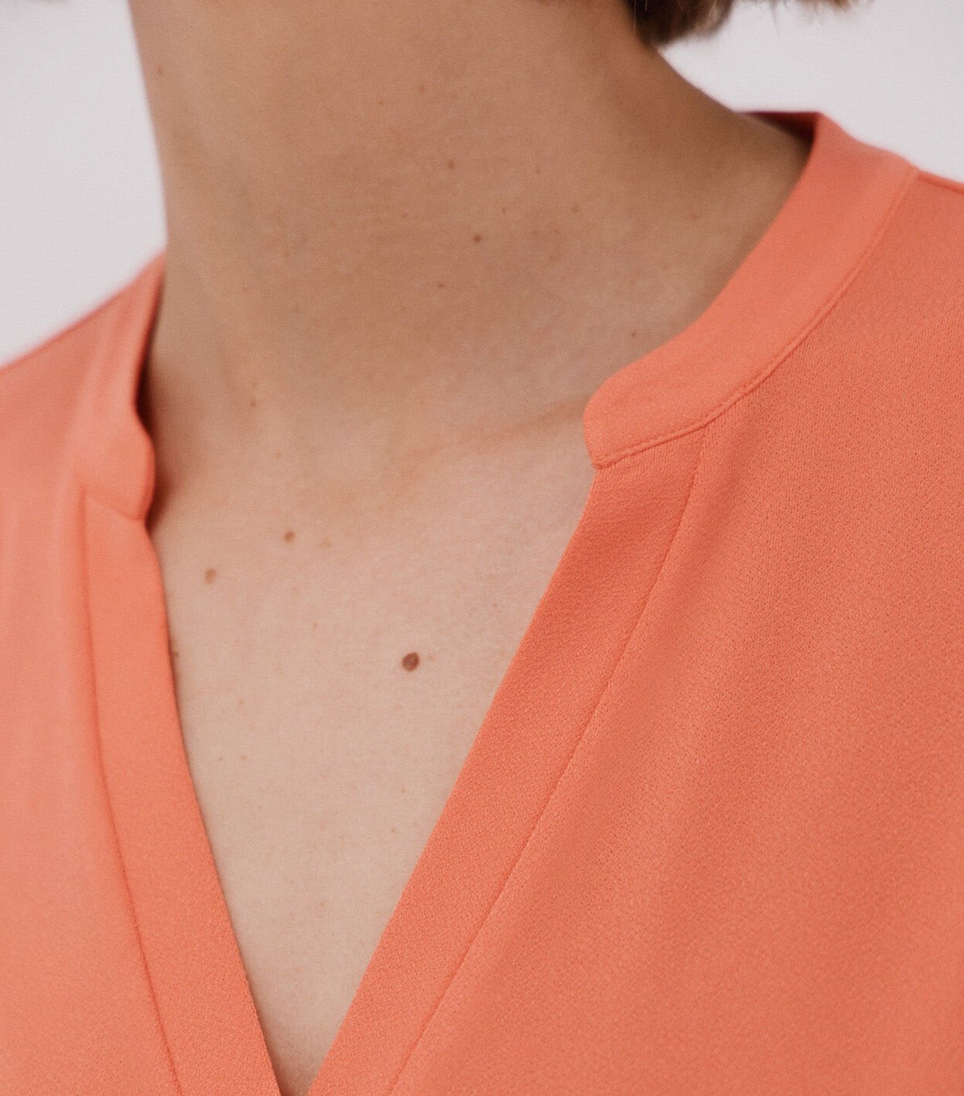 Cortefiel Basic Mandarin Collar T-Shirt Coral