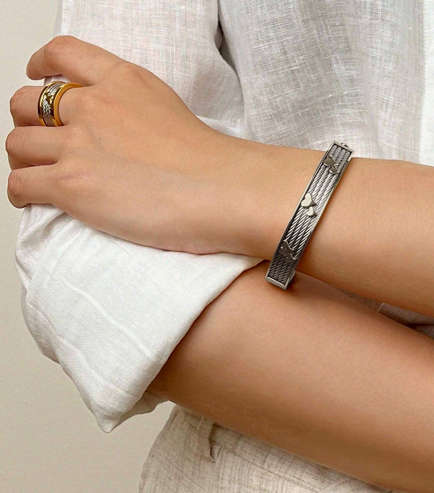 Charriol Forever Hearts Bangle Silver S