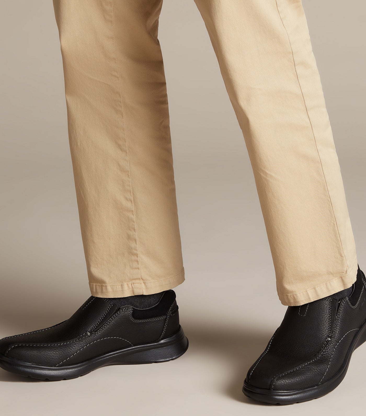 Cotrell Step Black