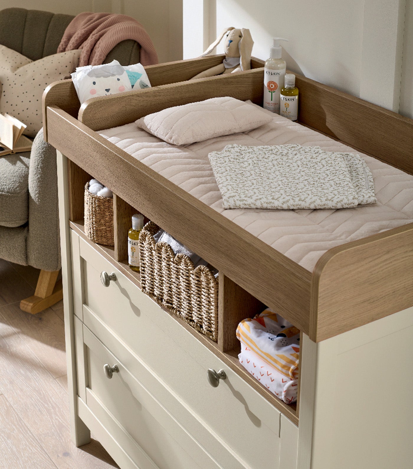 Harwell Dresser and Changer Cashmere