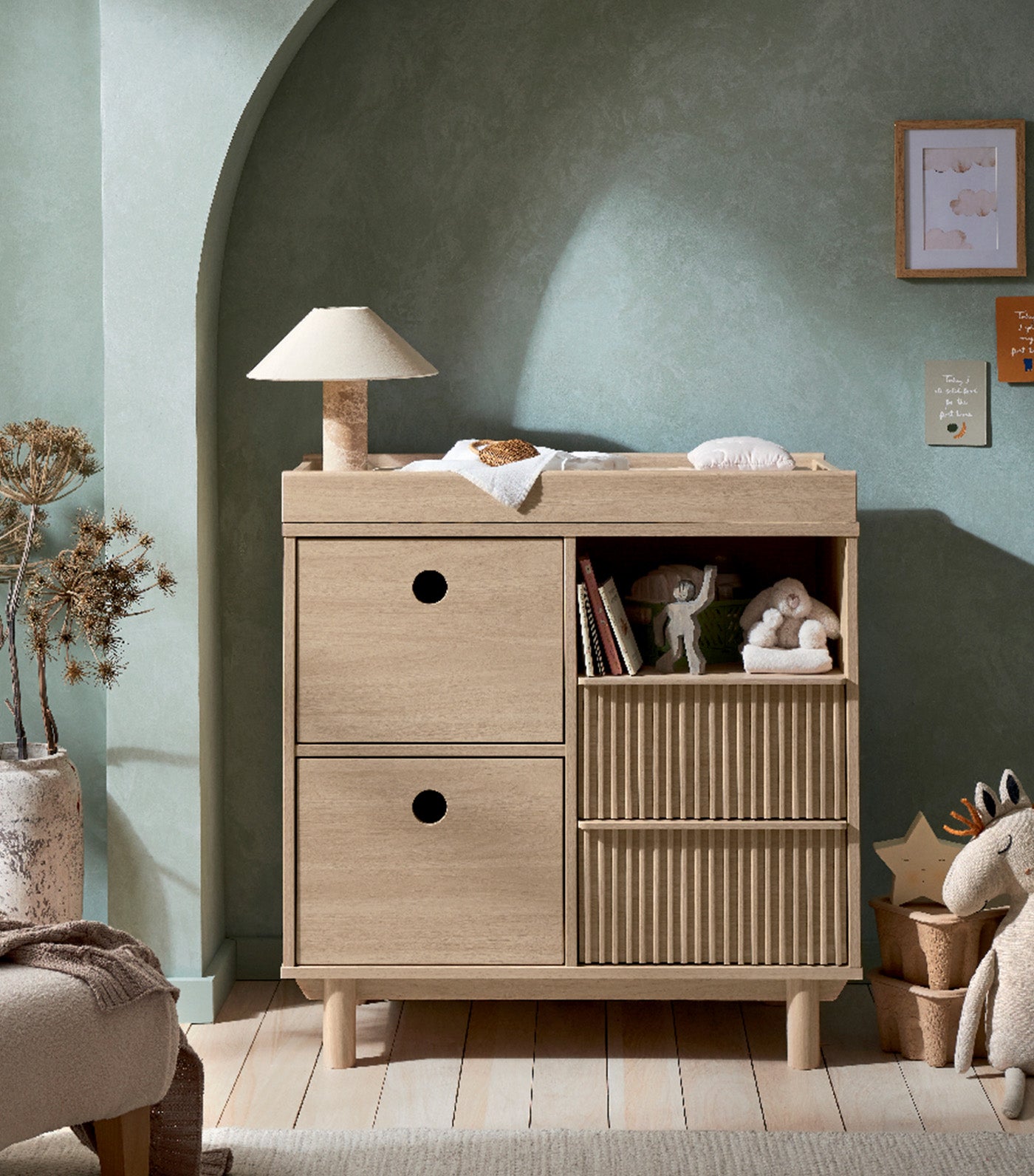 Oska Dresser Changer Natural Oak
