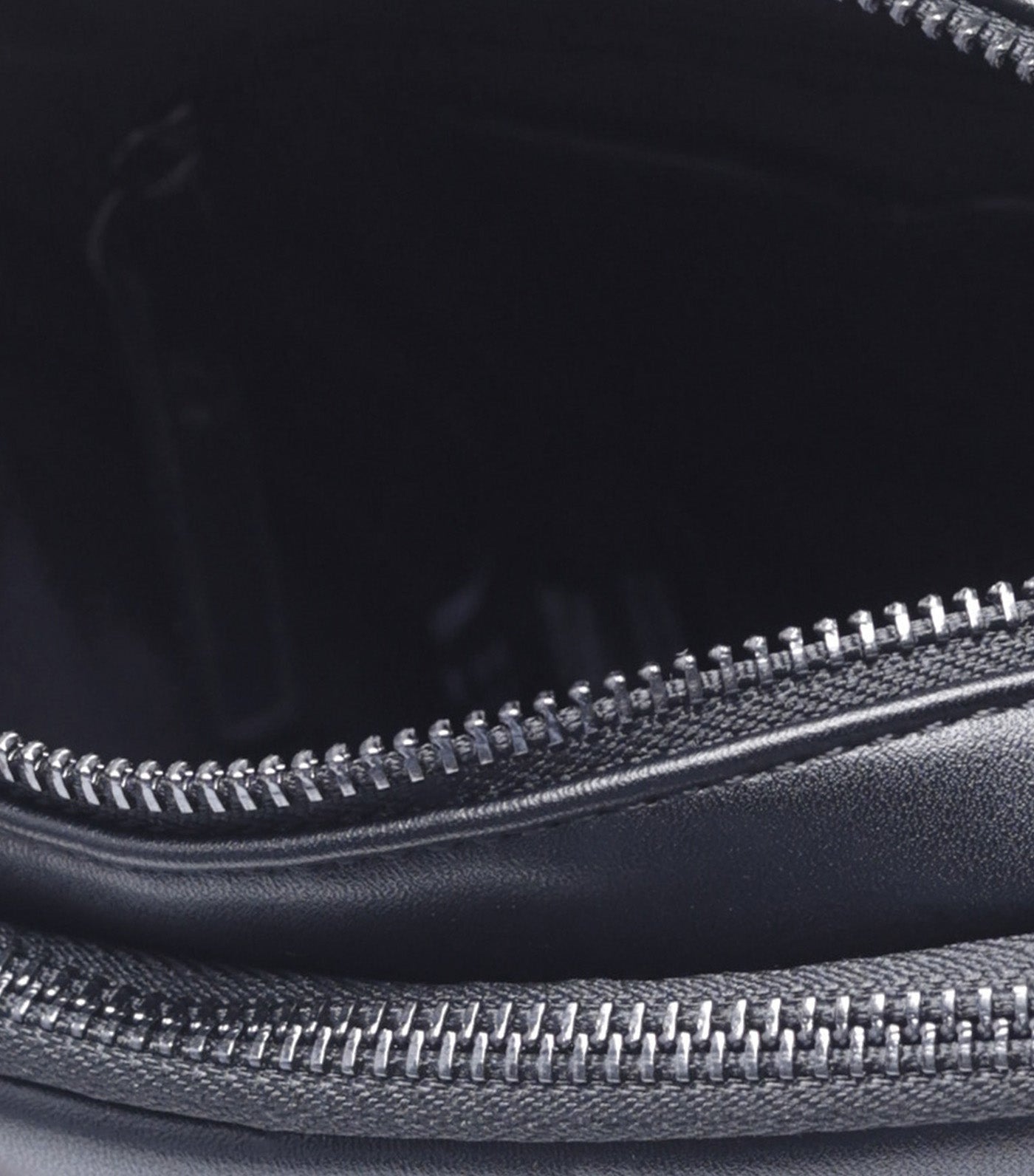 Kai Crossbody Black