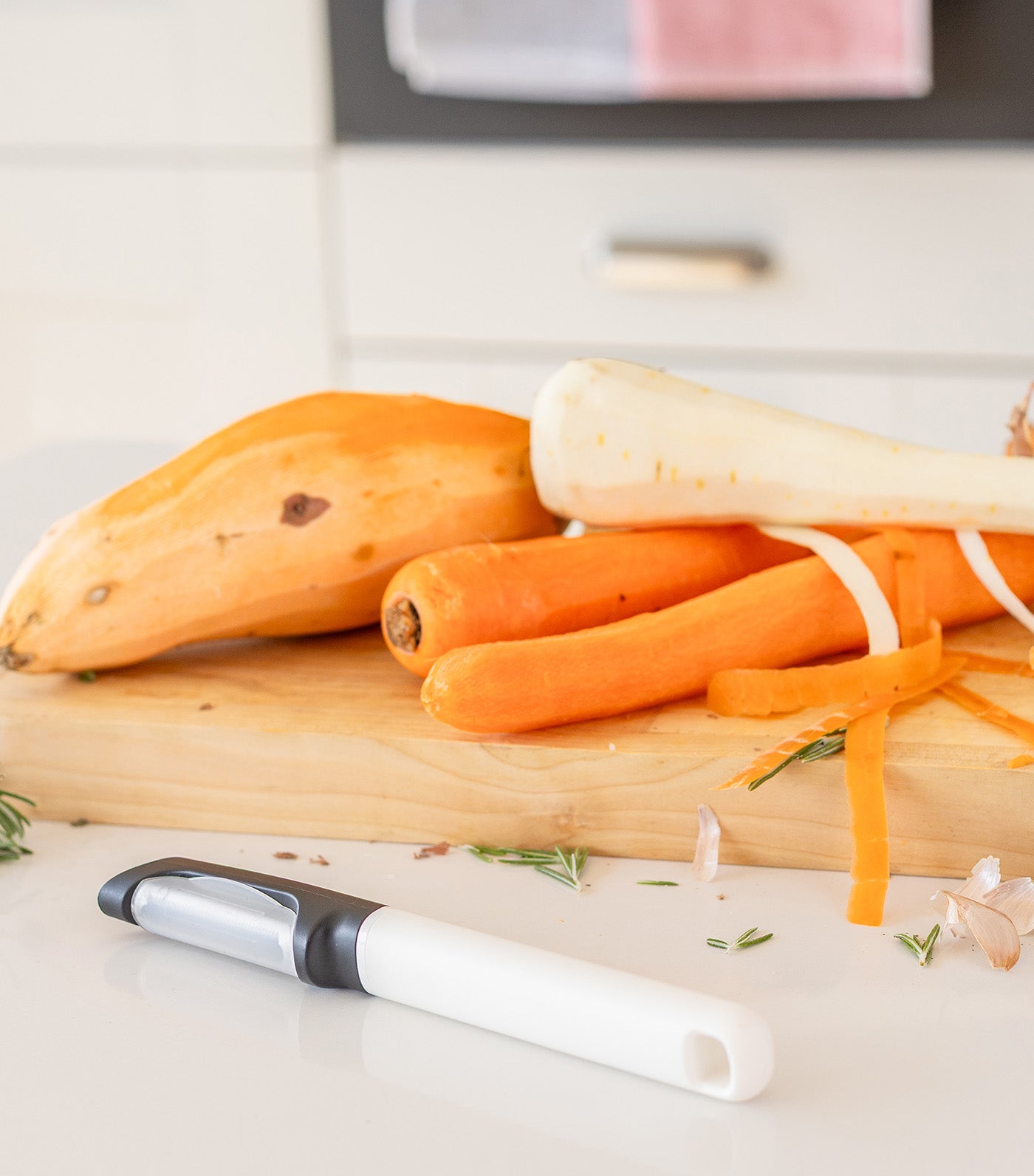 Coreline Euro Peeler Porcelain