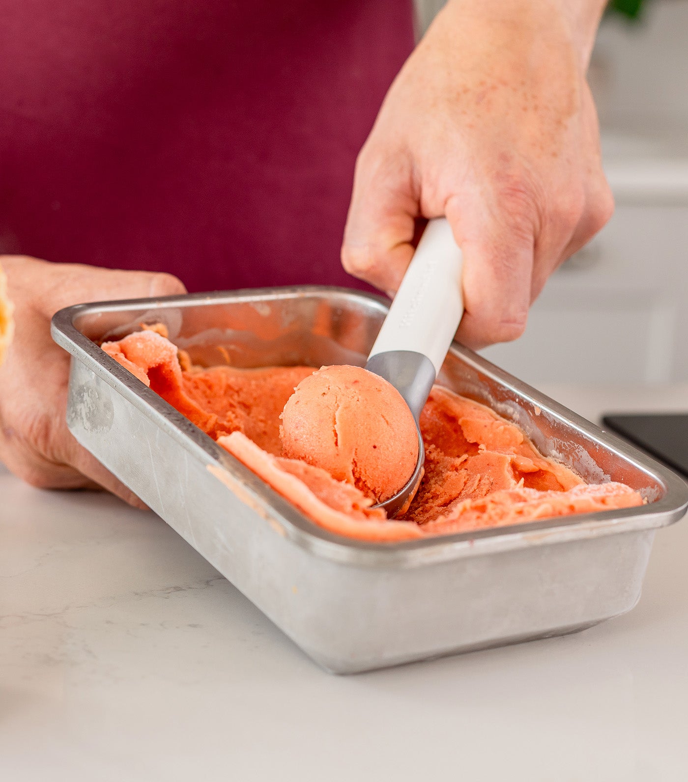Coreline Ice Cream Scoop Porcelain