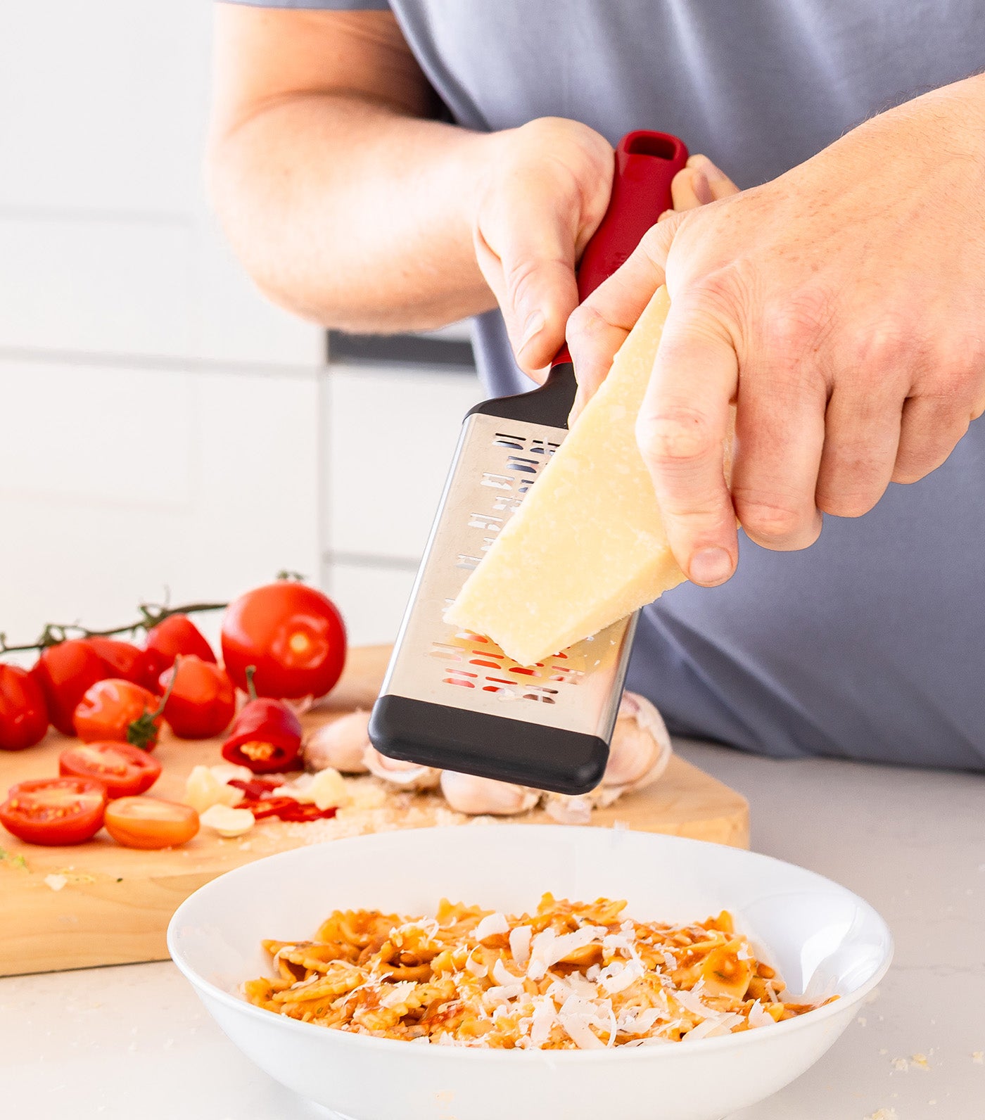 Coreline Medium Etched Grater Empire Red