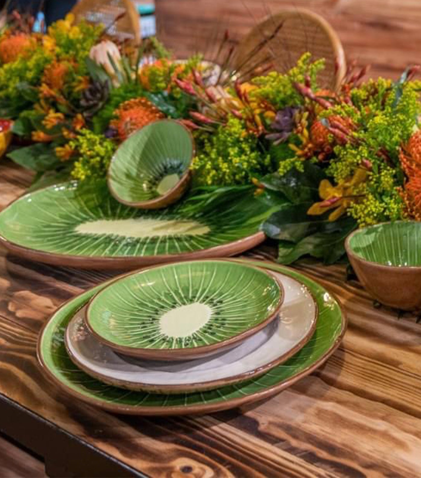 Bordallo Pinheiro Tropical Fruit Tableware Collection - Kiwi