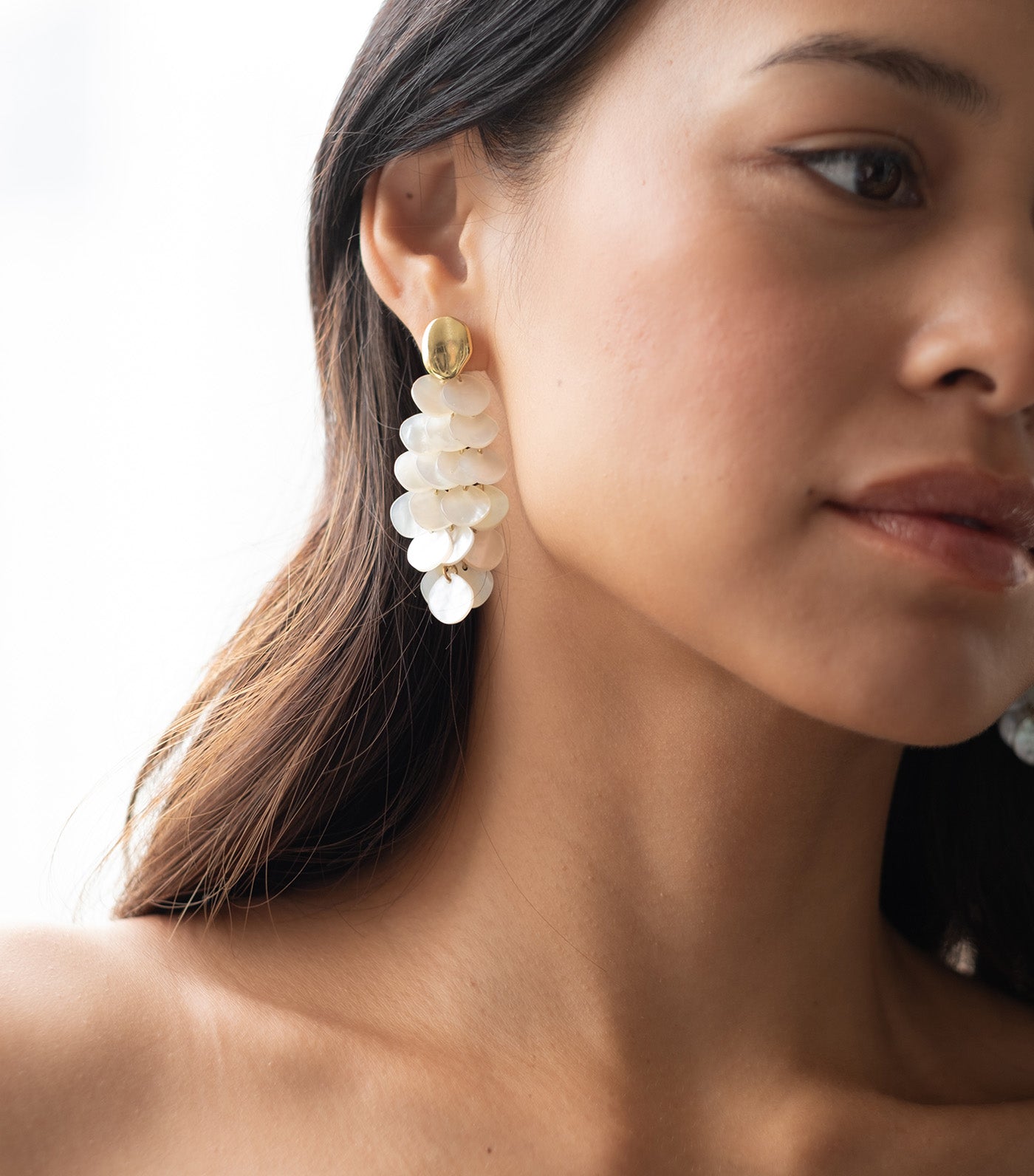 Golden Monstera Lulu Earrings Gold