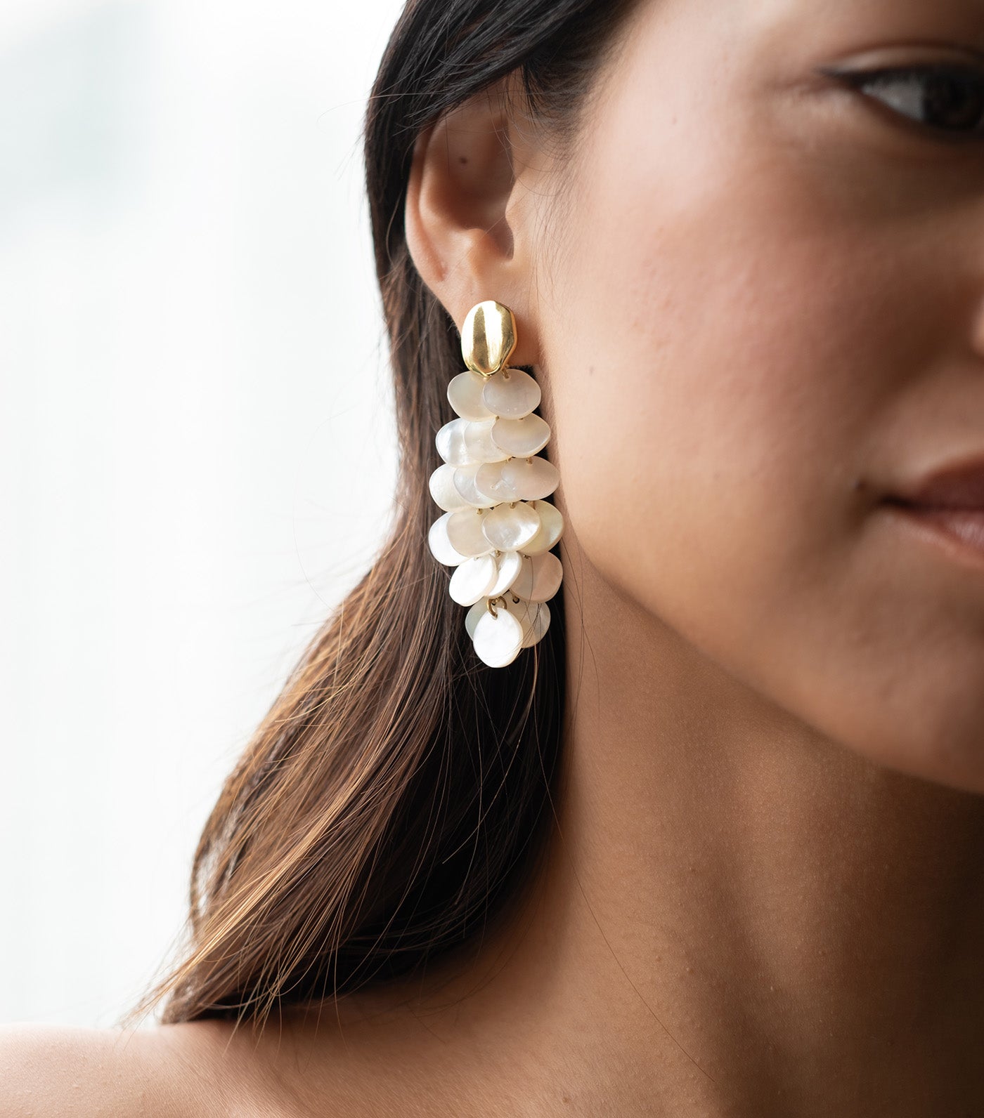 Golden Monstera Lulu Earrings Gold