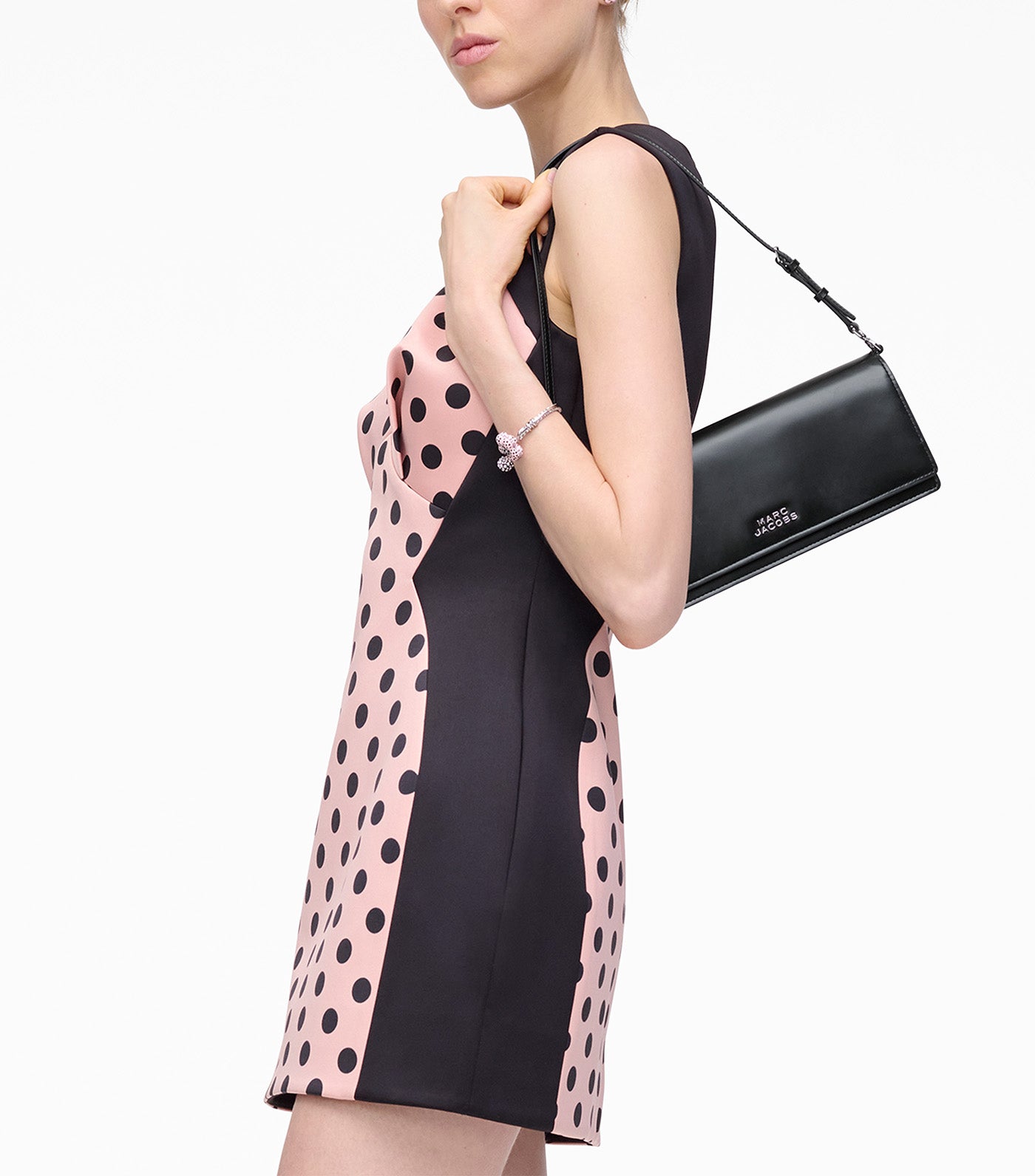 The Mirror Shoulder Black