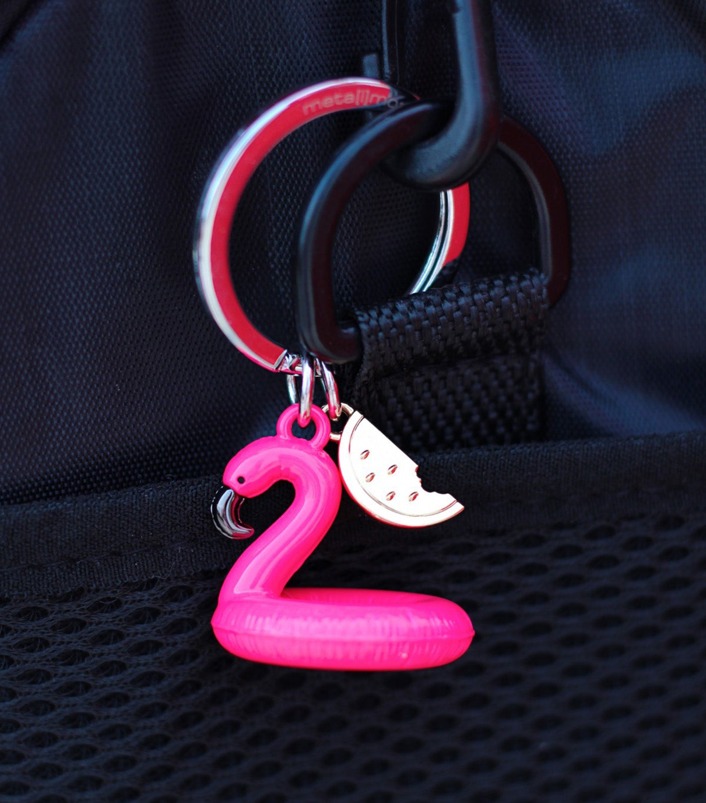 Meta[l]morphose Poolfloat Keyring